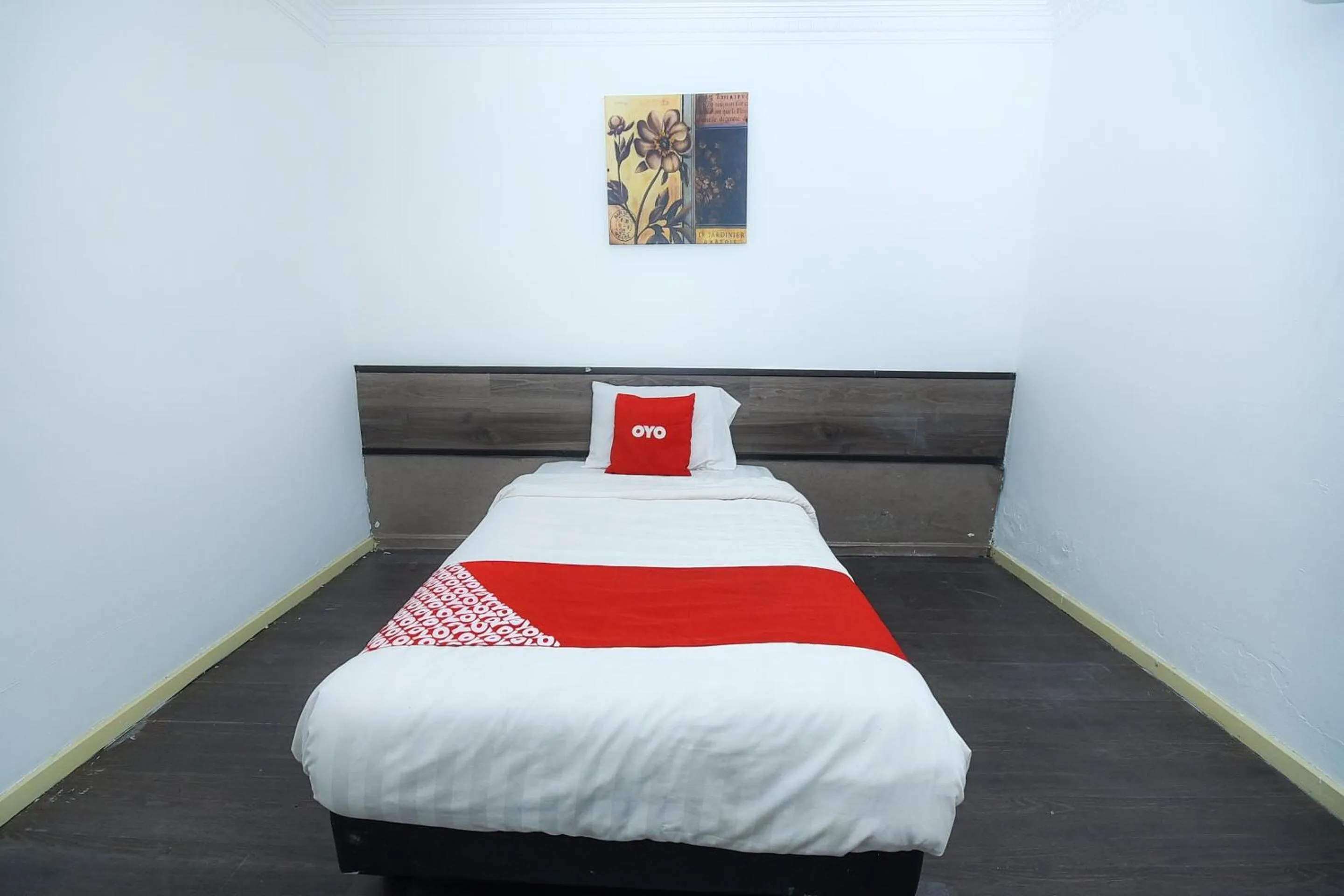 Bedroom in Hotel O River Inn