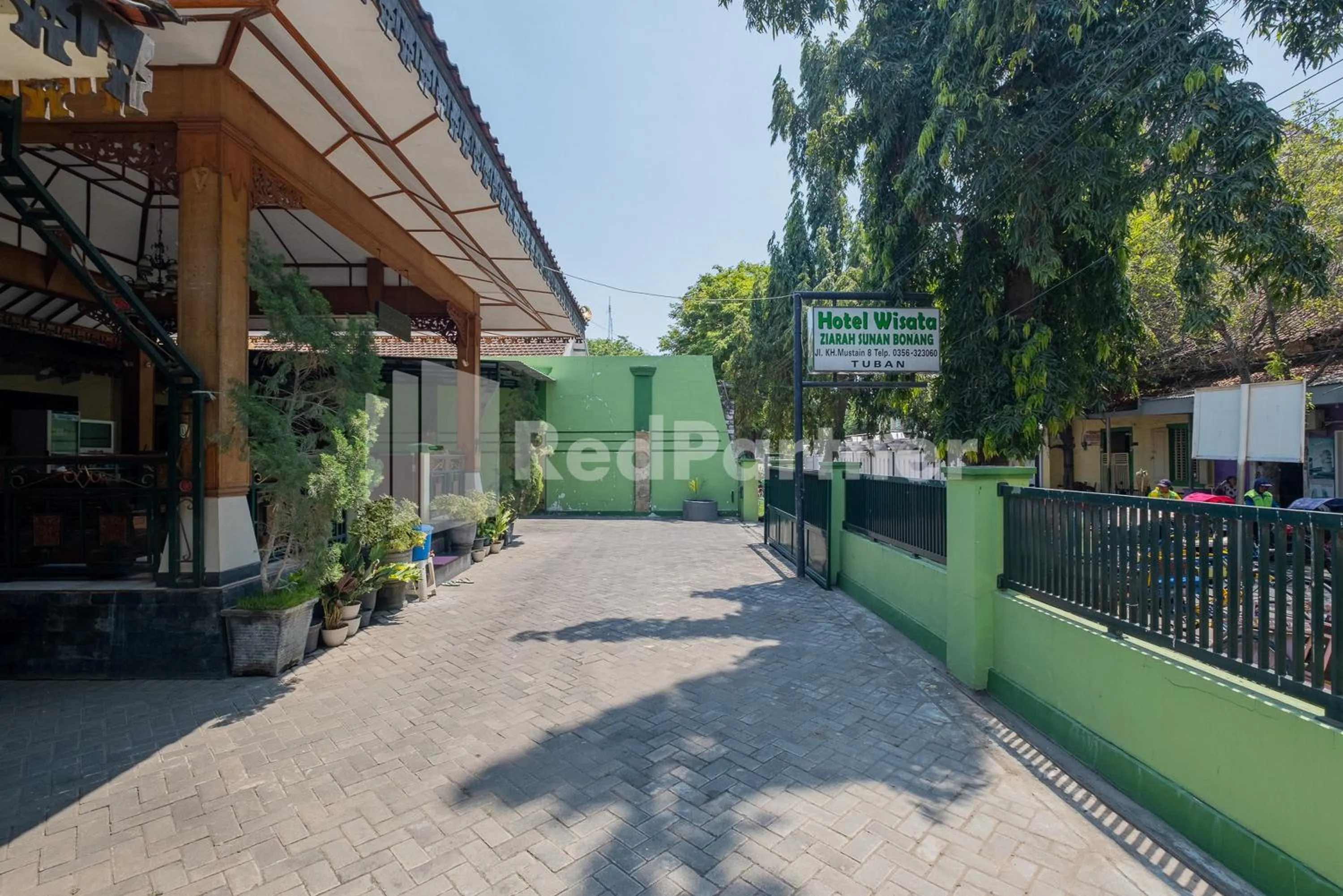 Property building in Hotel Wisata Ziarah Sunan Bonang Syariah Mitra RedDoorz