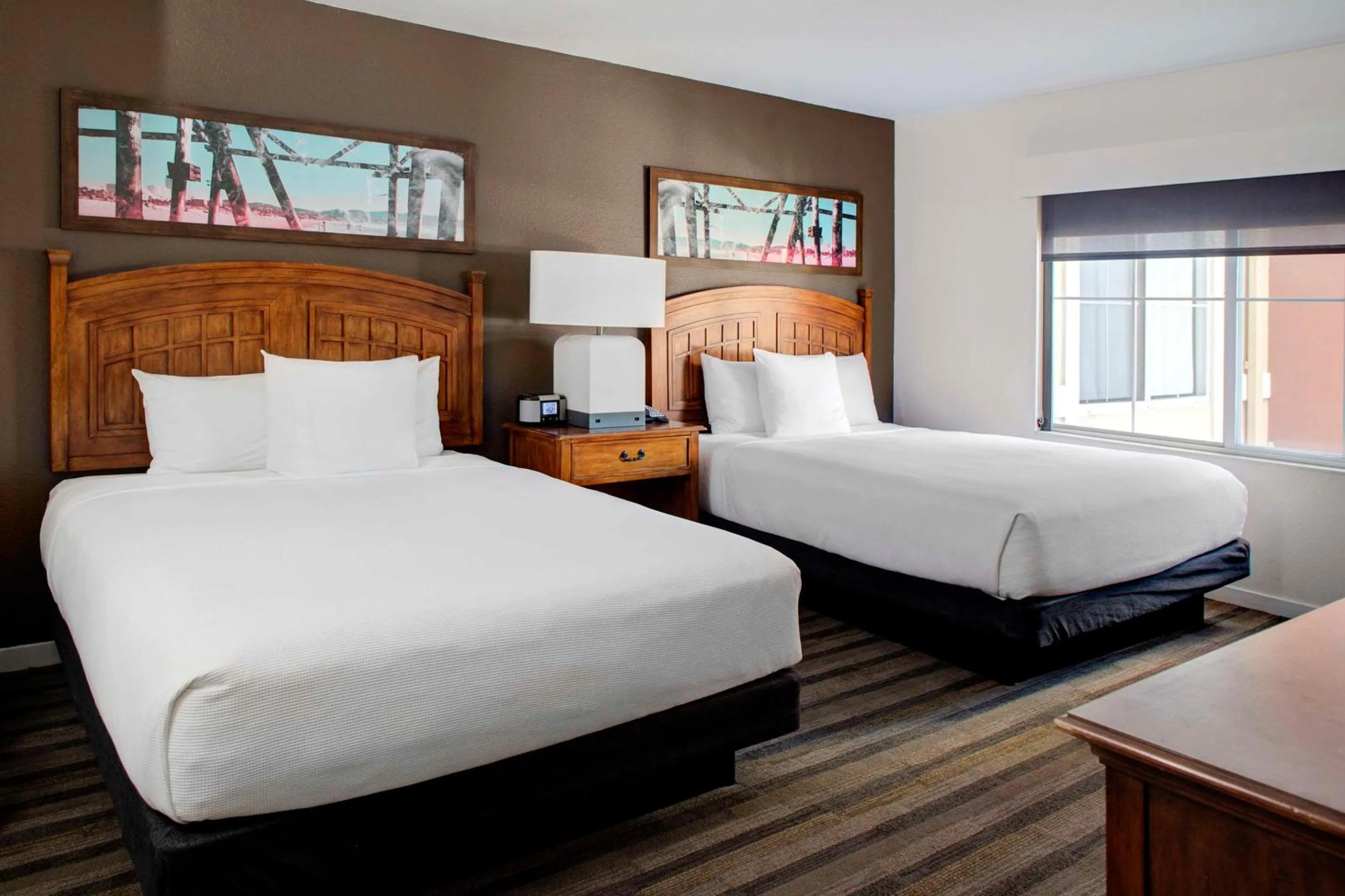 Photo of the whole room, Bed in Hyatt House Fishkill-Poughkeepsie