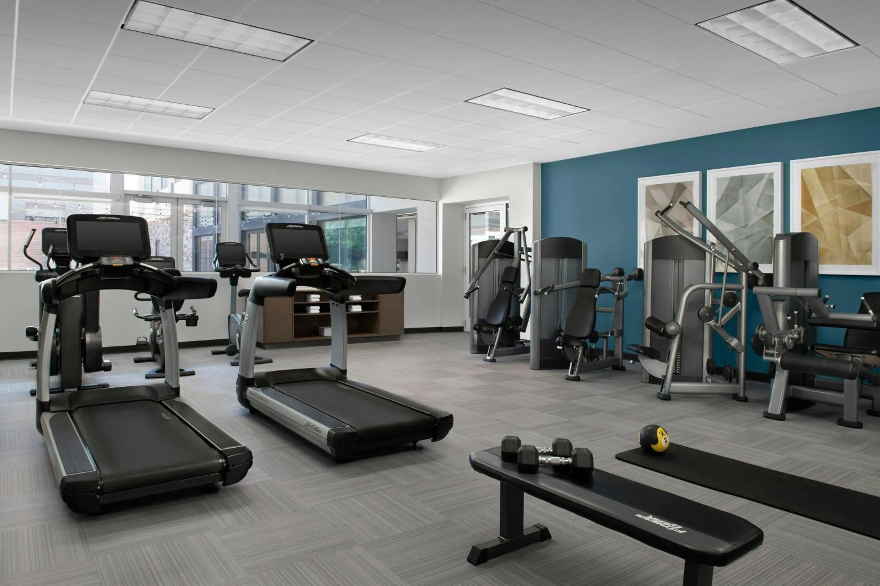 Fitness centre/facilities in Element Denver Park Meadows
