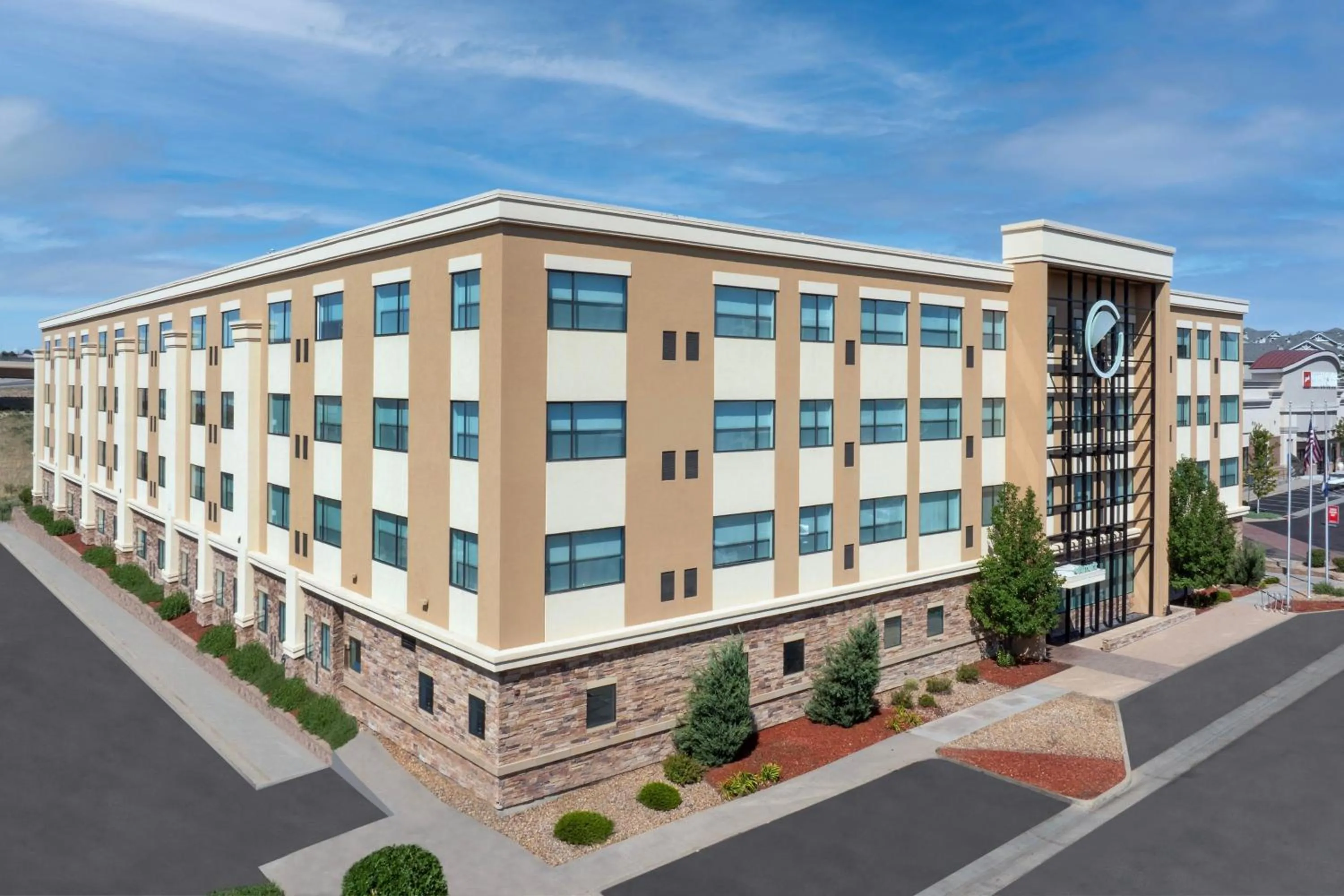 Property building in Element Denver Park Meadows