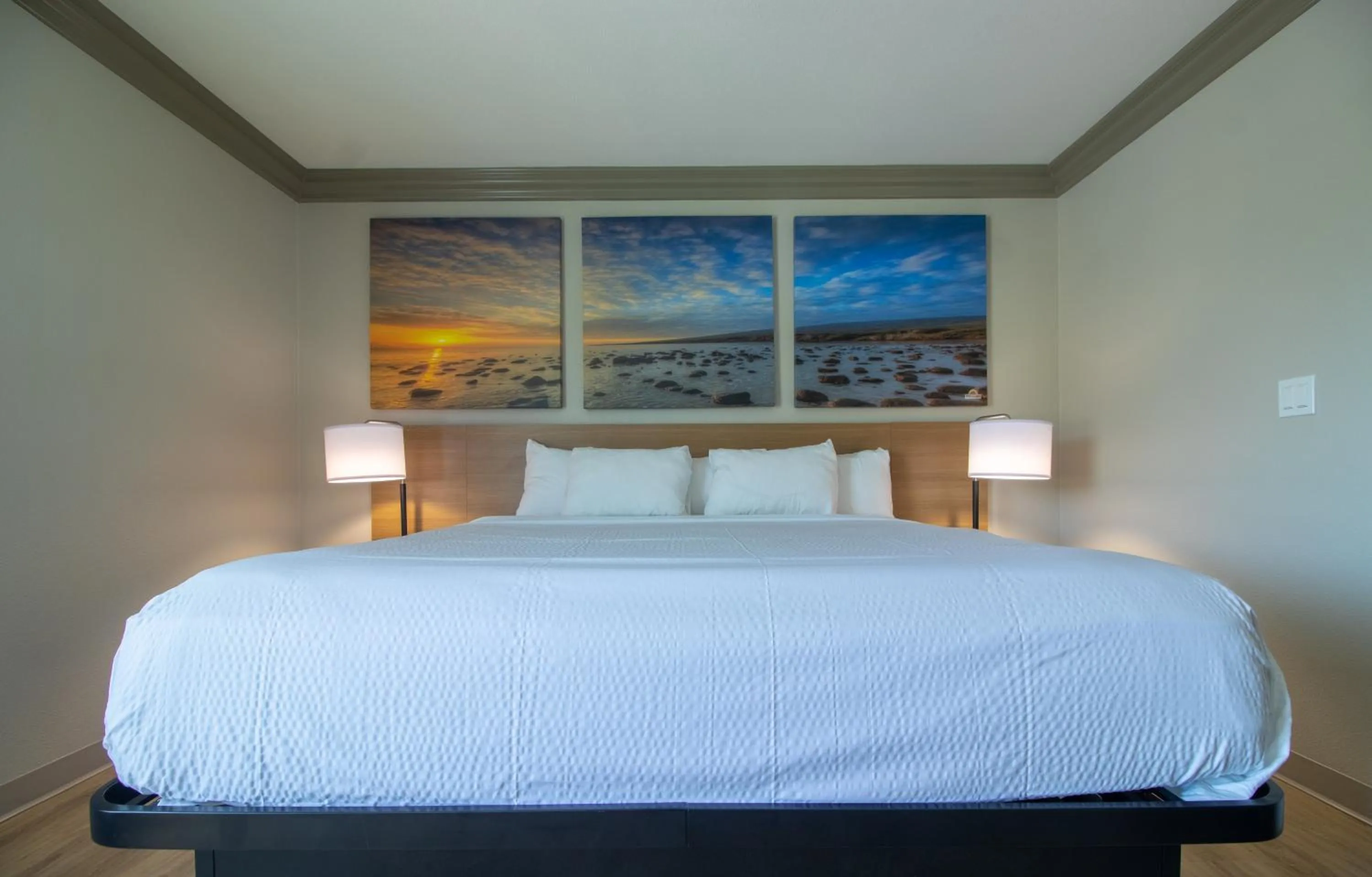 Bed in Days Inn by Wyndham Carlsbad