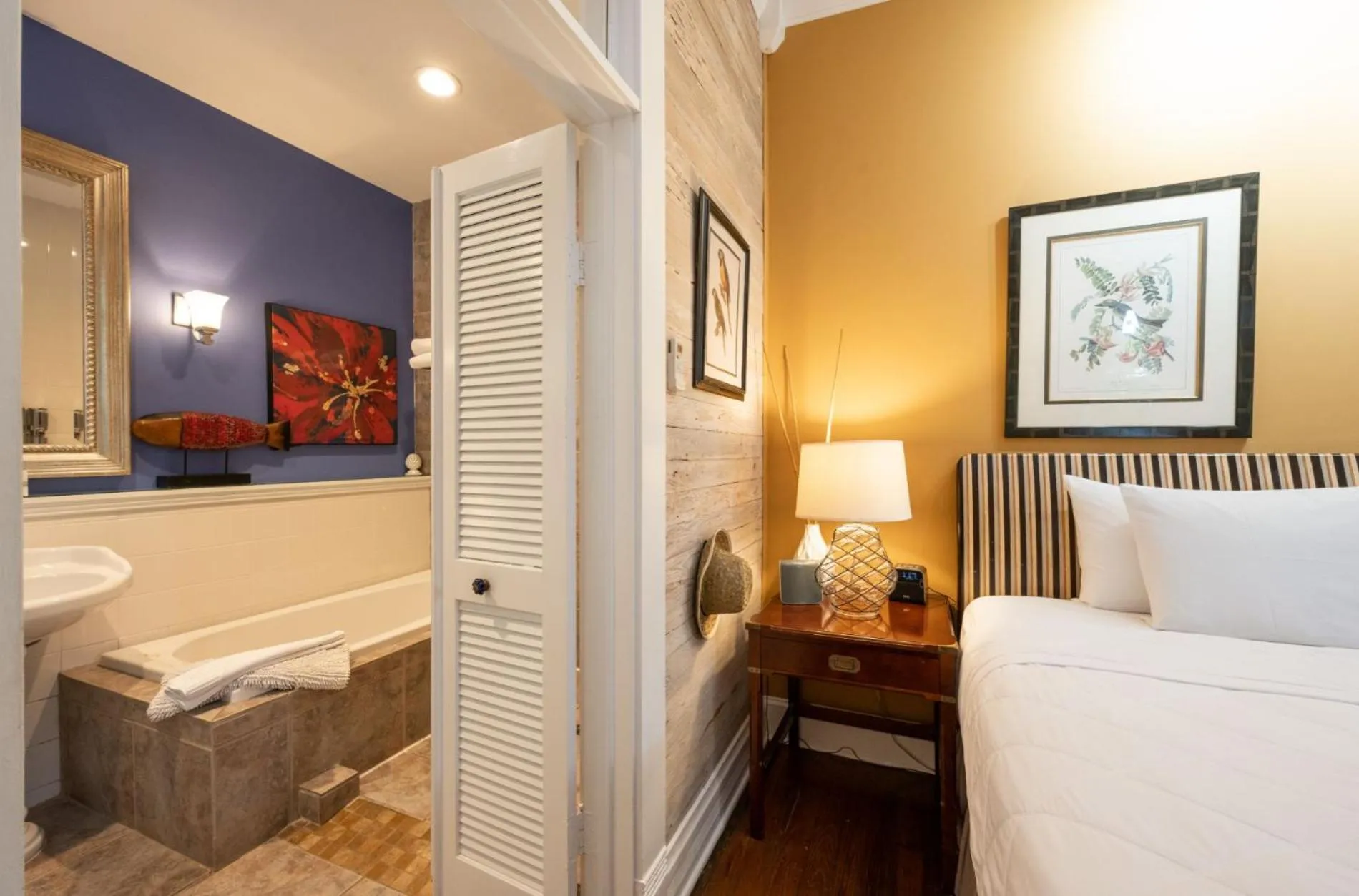 Bed in The Mermaid & The Alligator