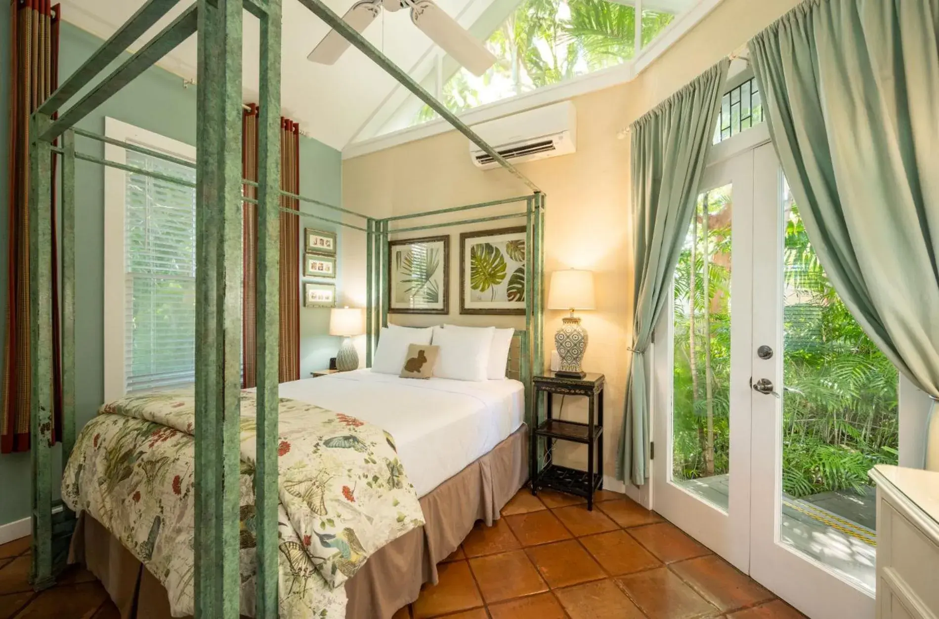 Garden in The Mermaid & The Alligator Garden in The Mermaid & The Alligator