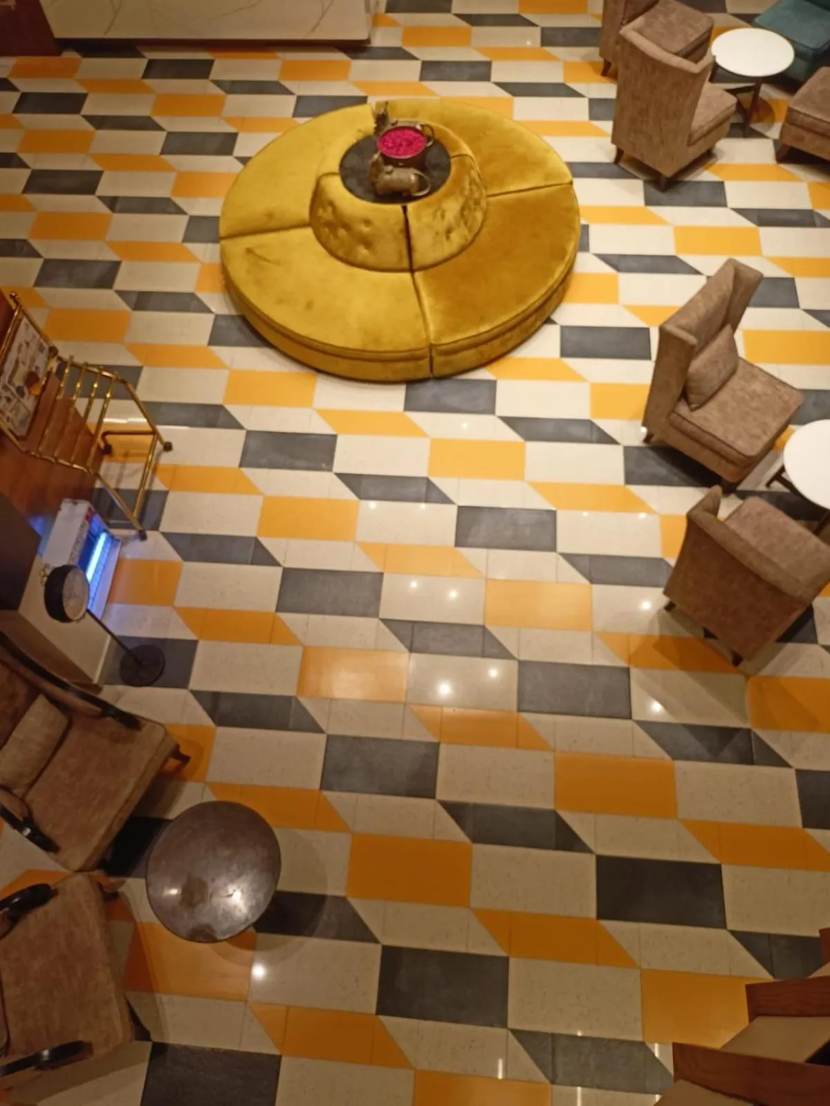 Lobby or reception in Abhyagama Hotel