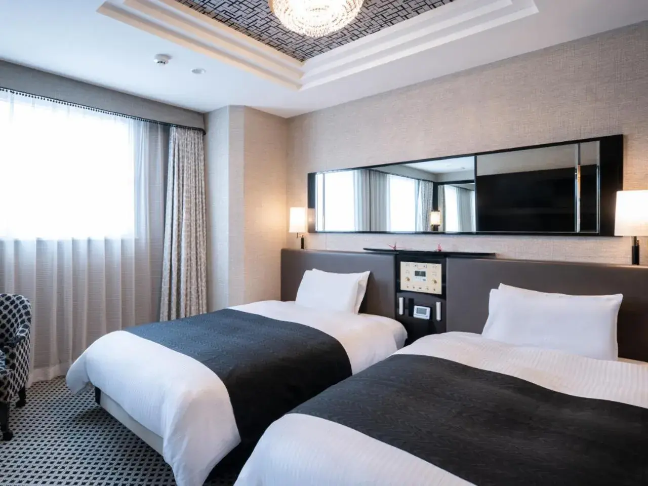 Deluxe Twin Room - Non Smoking in APA Hotel Ueno Ekimae Deluxe Twin Room - Non Smoking in APA Hotel Ueno Ekimae