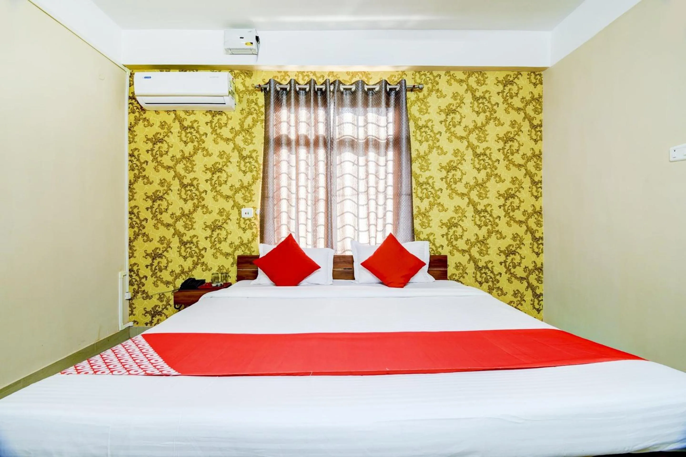 Bedroom, Bed in Hotel O The Dove Villa