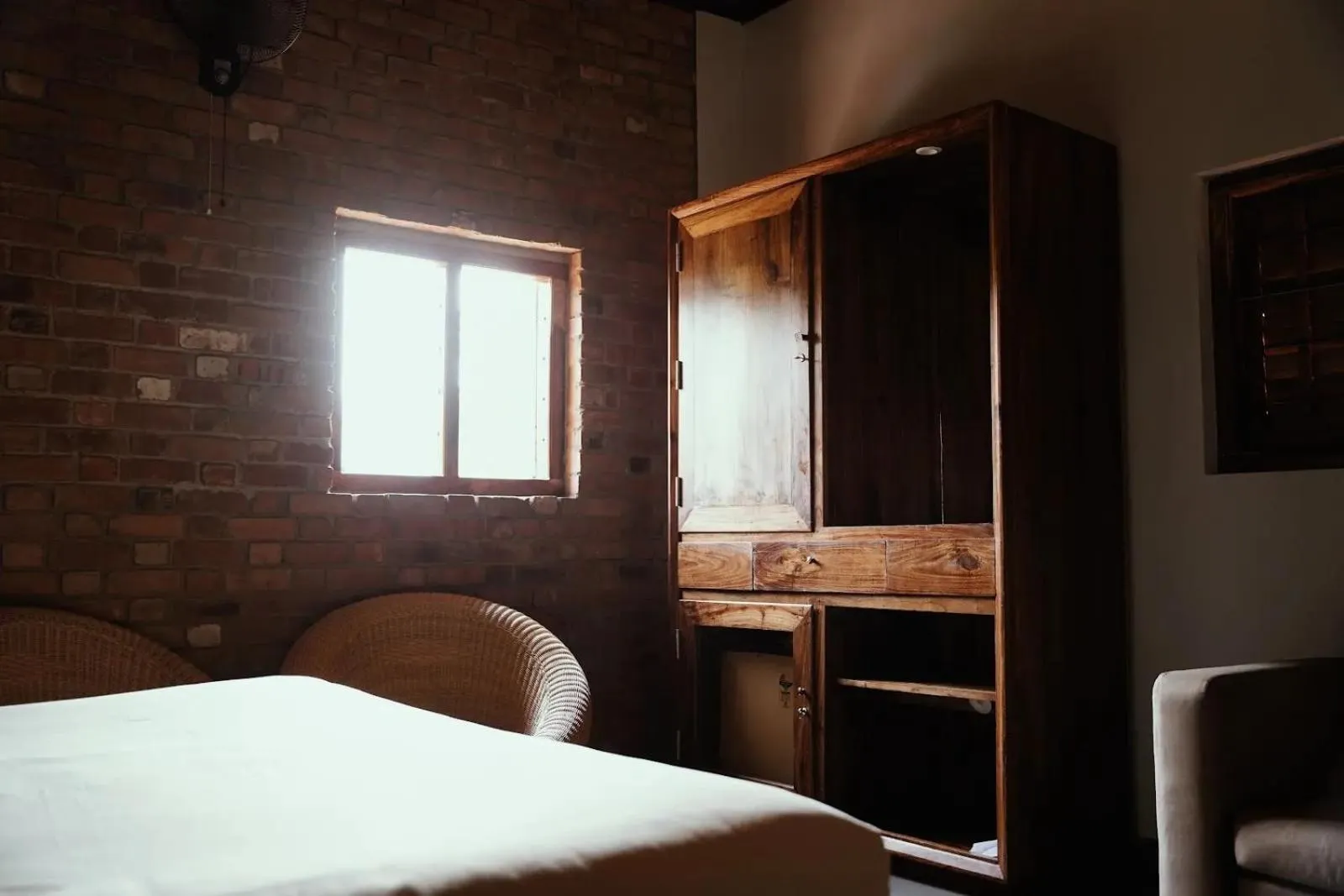 Bed in BARSATI Ranches