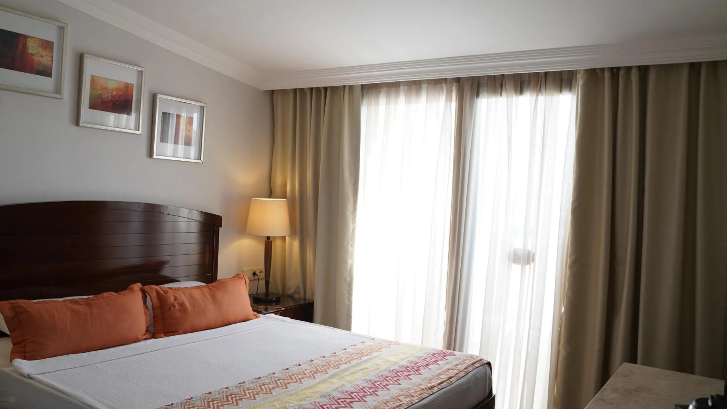 Bed in Akdora Resort Hotel & Spa