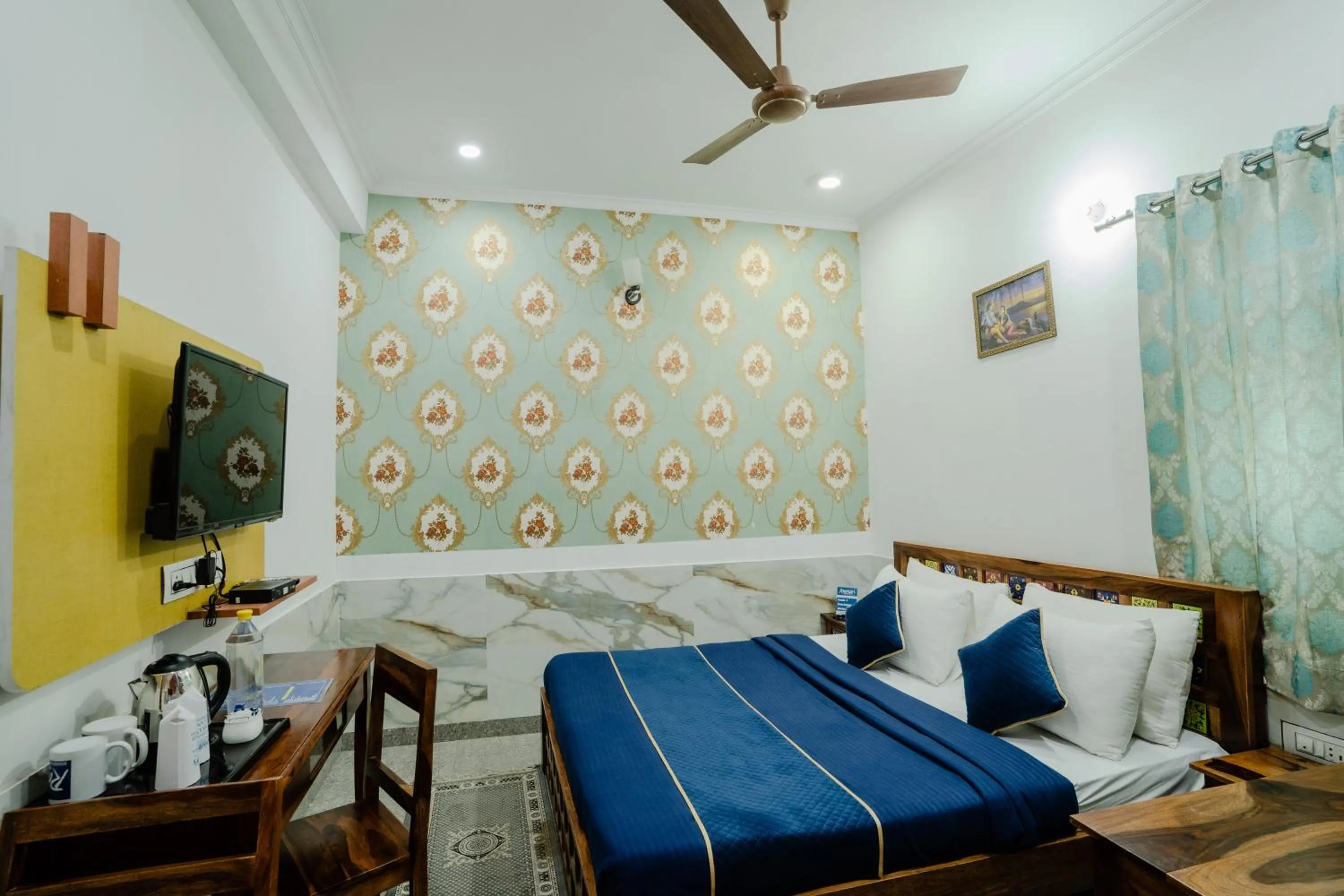 Photo of the whole room, Bed in Ramas Resort