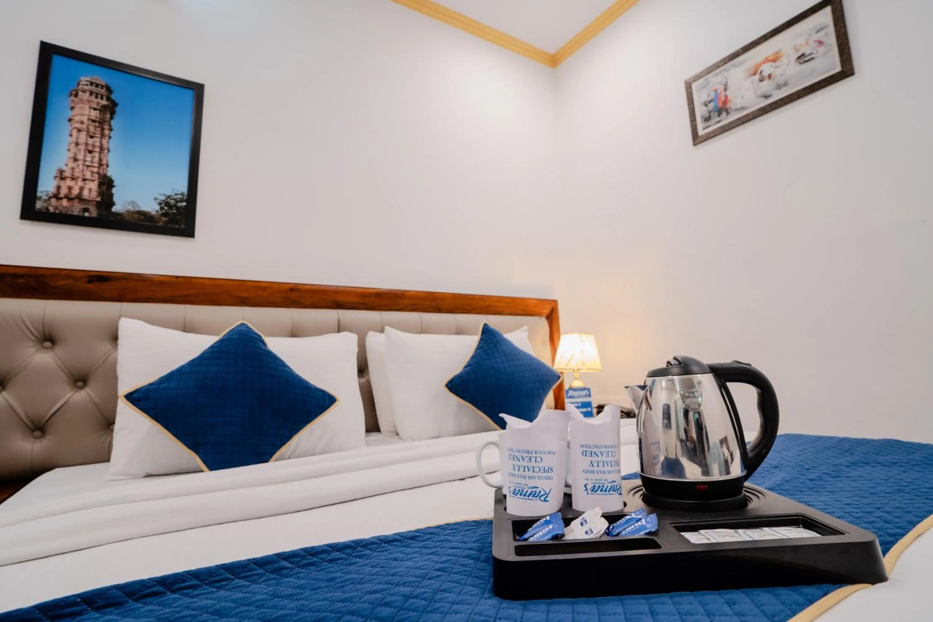 Coffee/tea facilities, Bed in Ramas Resort