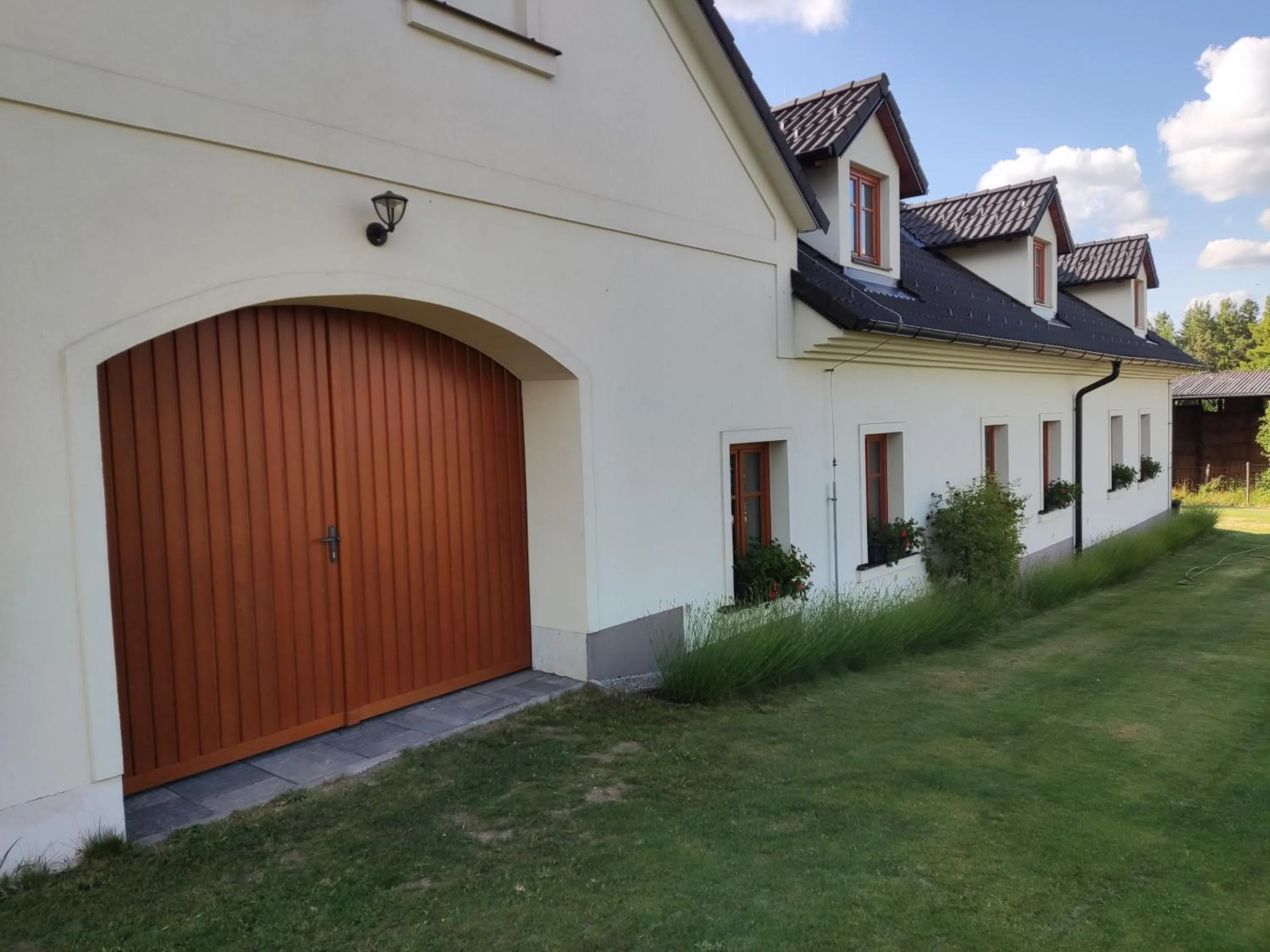 Property building in Matějovec 109 & Ubytování Na statku