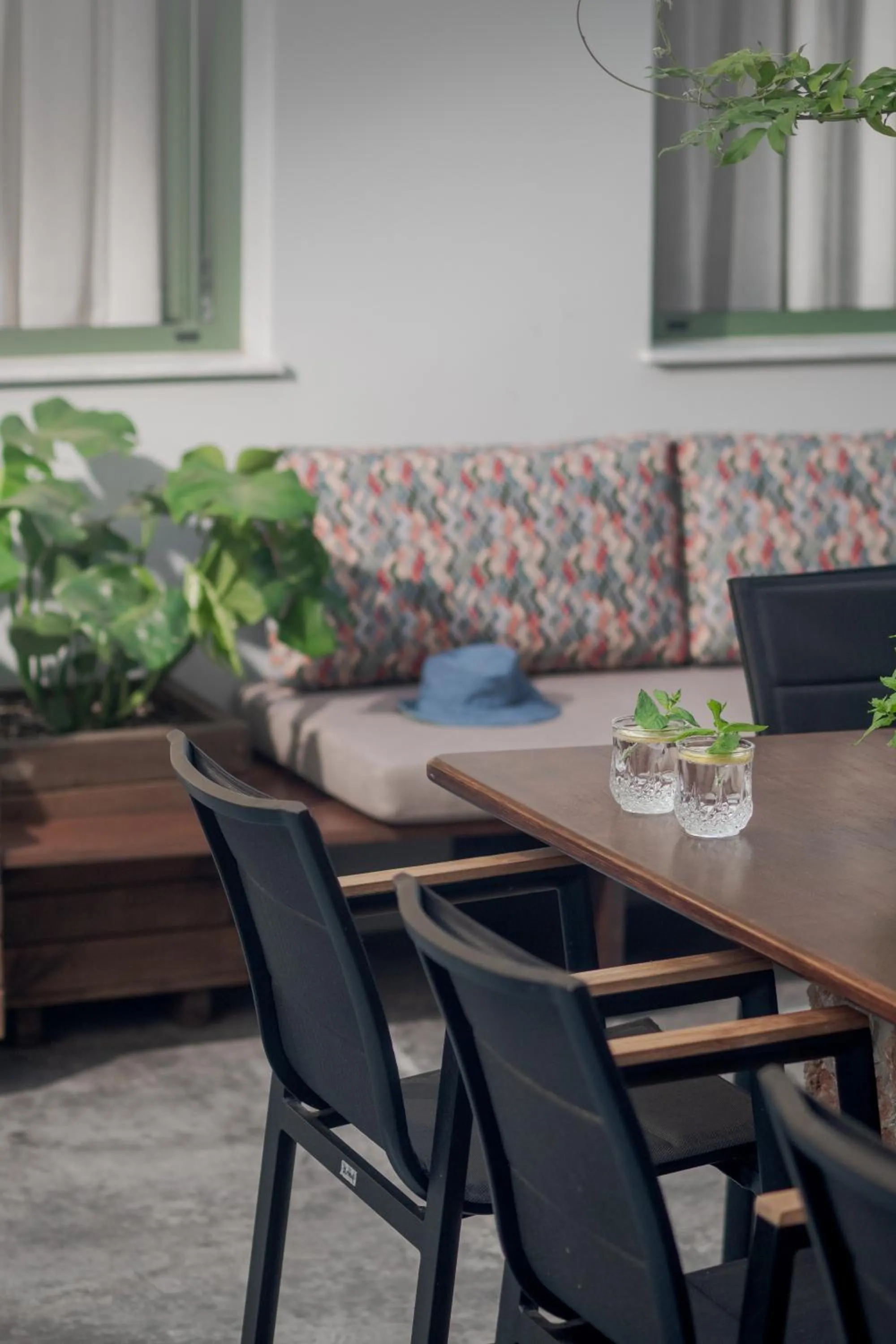 Inner courtyard view in Twin Circle Athens