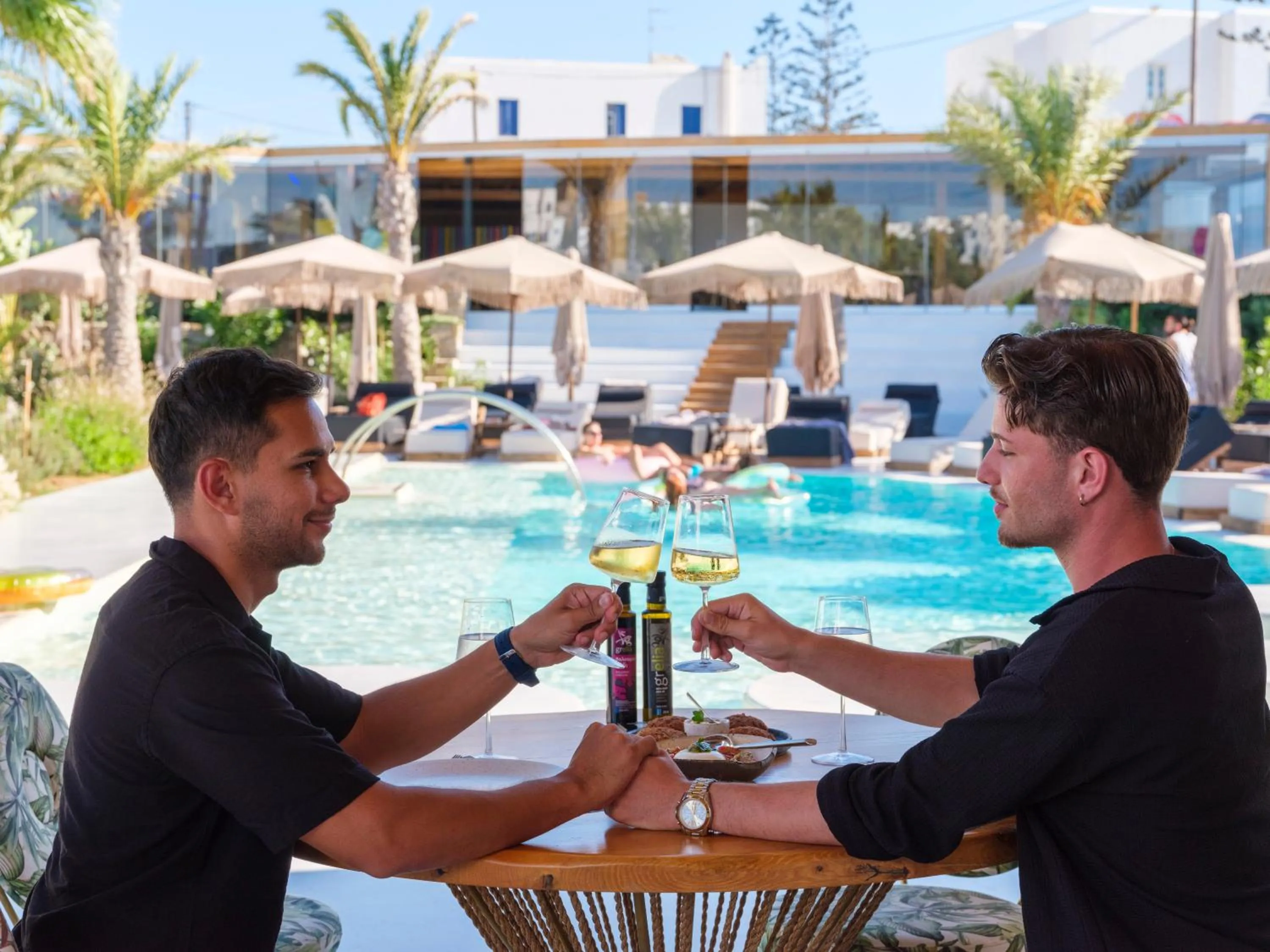 Restaurant/places to eat in Akkadian LGBT Boutique Hotel