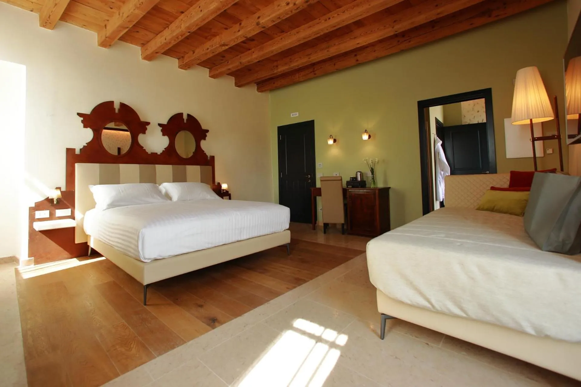 Bedroom, Bed in Corte Regia Relais & Spa