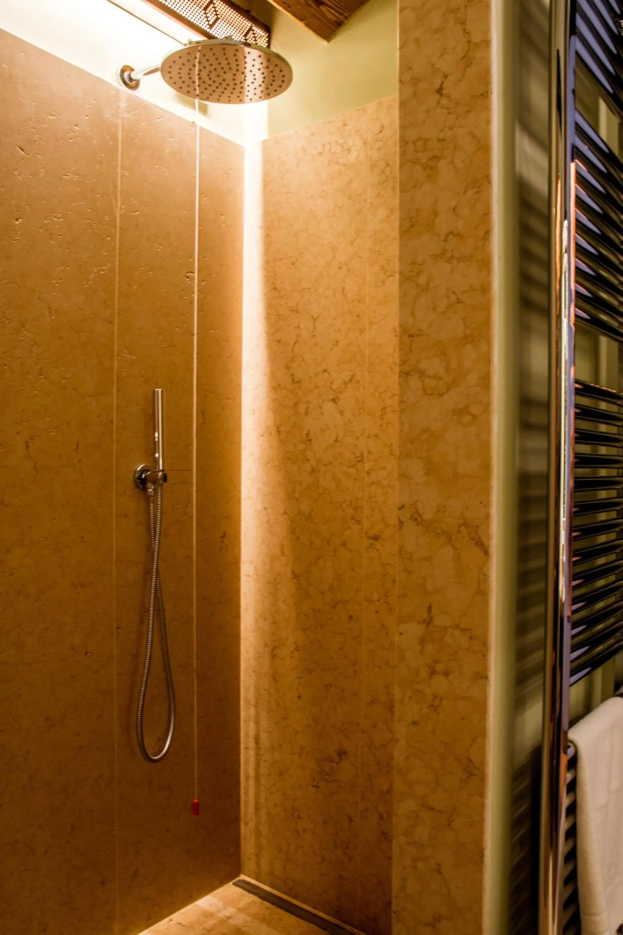 Shower in Corte Regia Relais & Spa