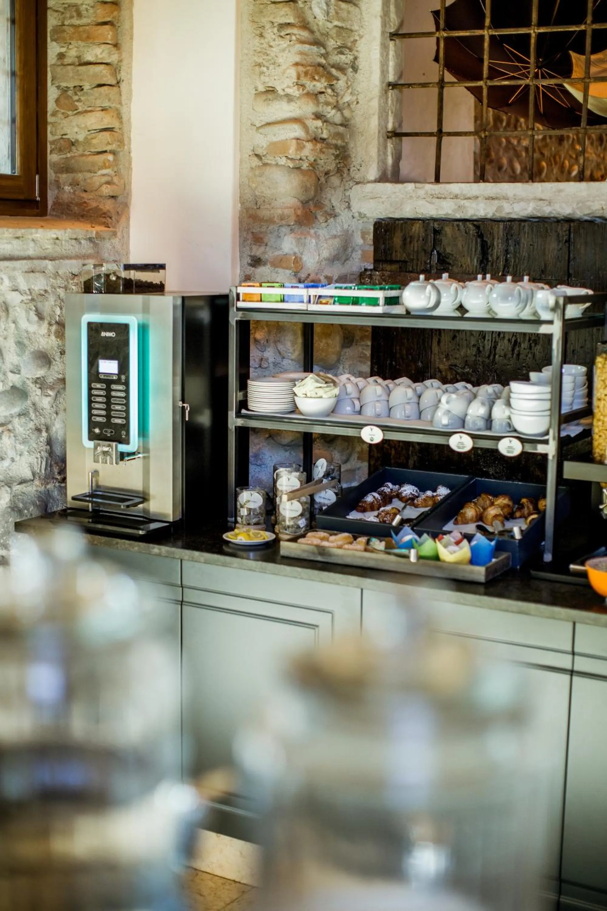 Buffet breakfast in Corte Regia Relais & Spa