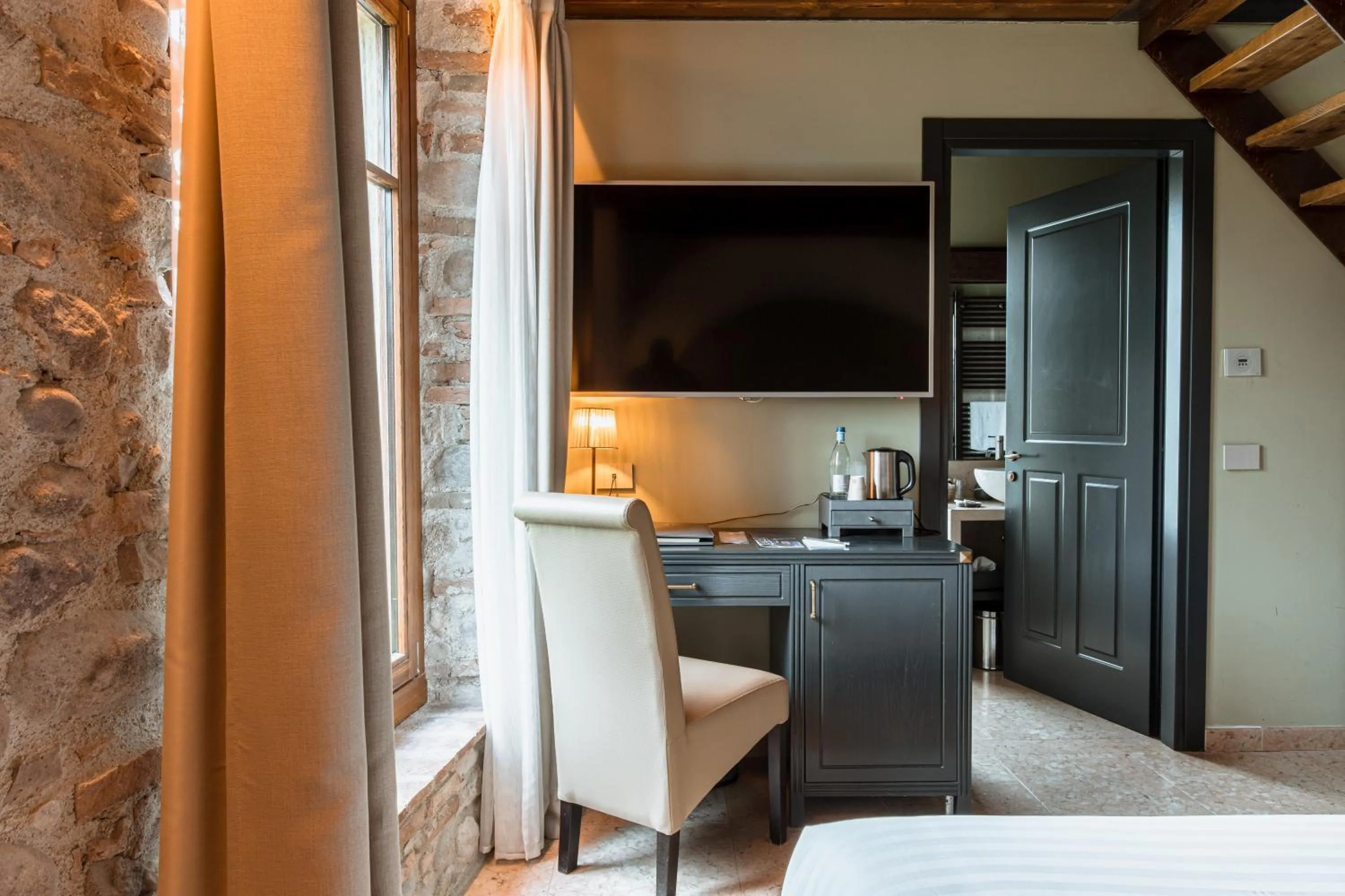 Photo of the whole room in Corte Regia Relais & Spa