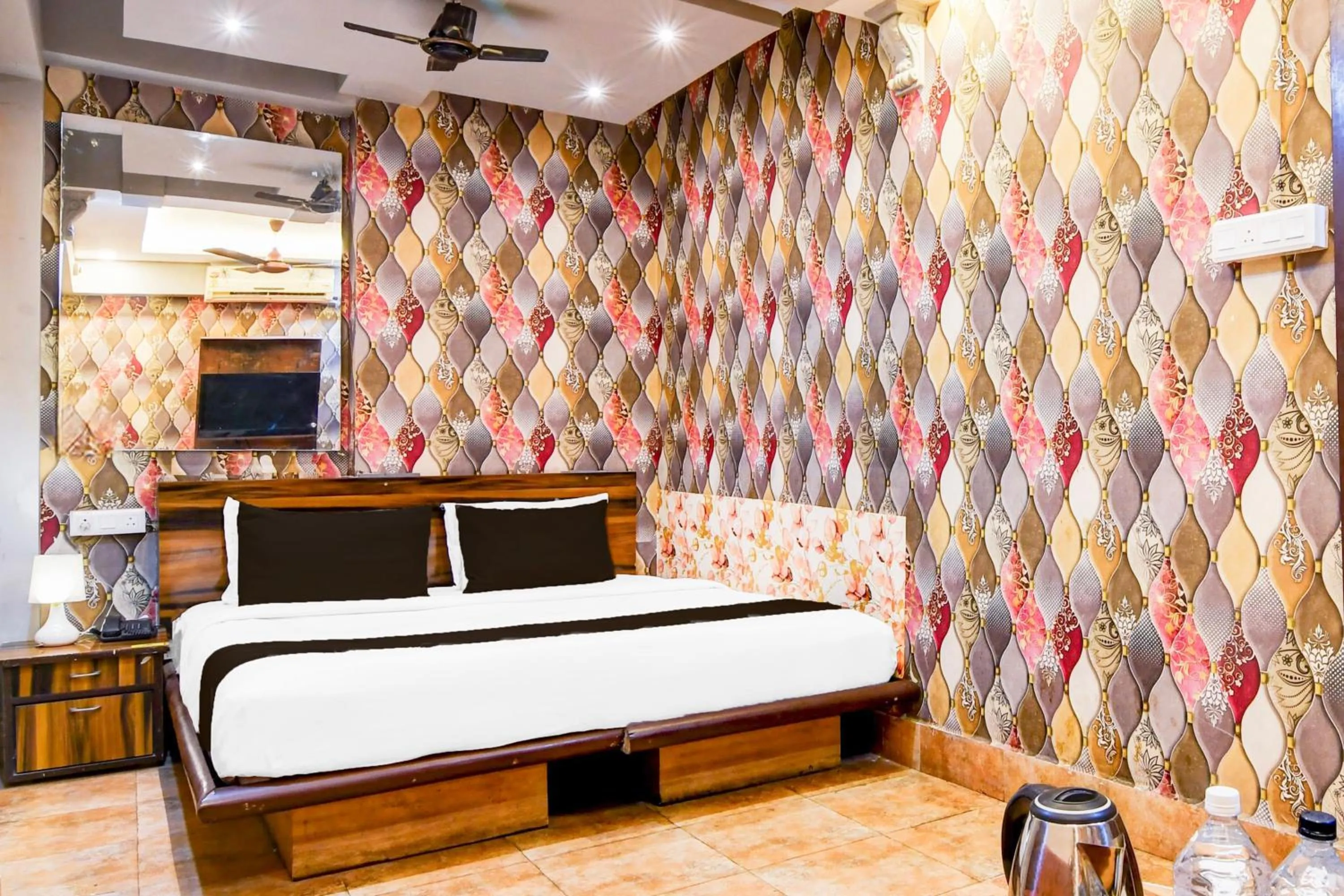 Bedroom, Bed in Collection O Circus Avenue Road Formerly Hotel Rockstar