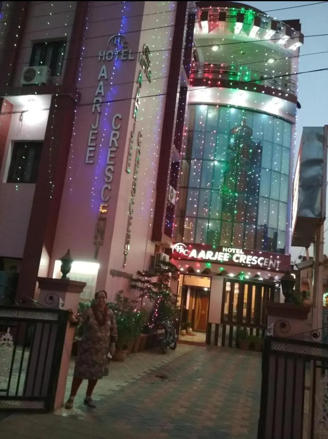 Hotel Aarjee Crescent Jaipur Hotel Aarjee Crescent Jaipur