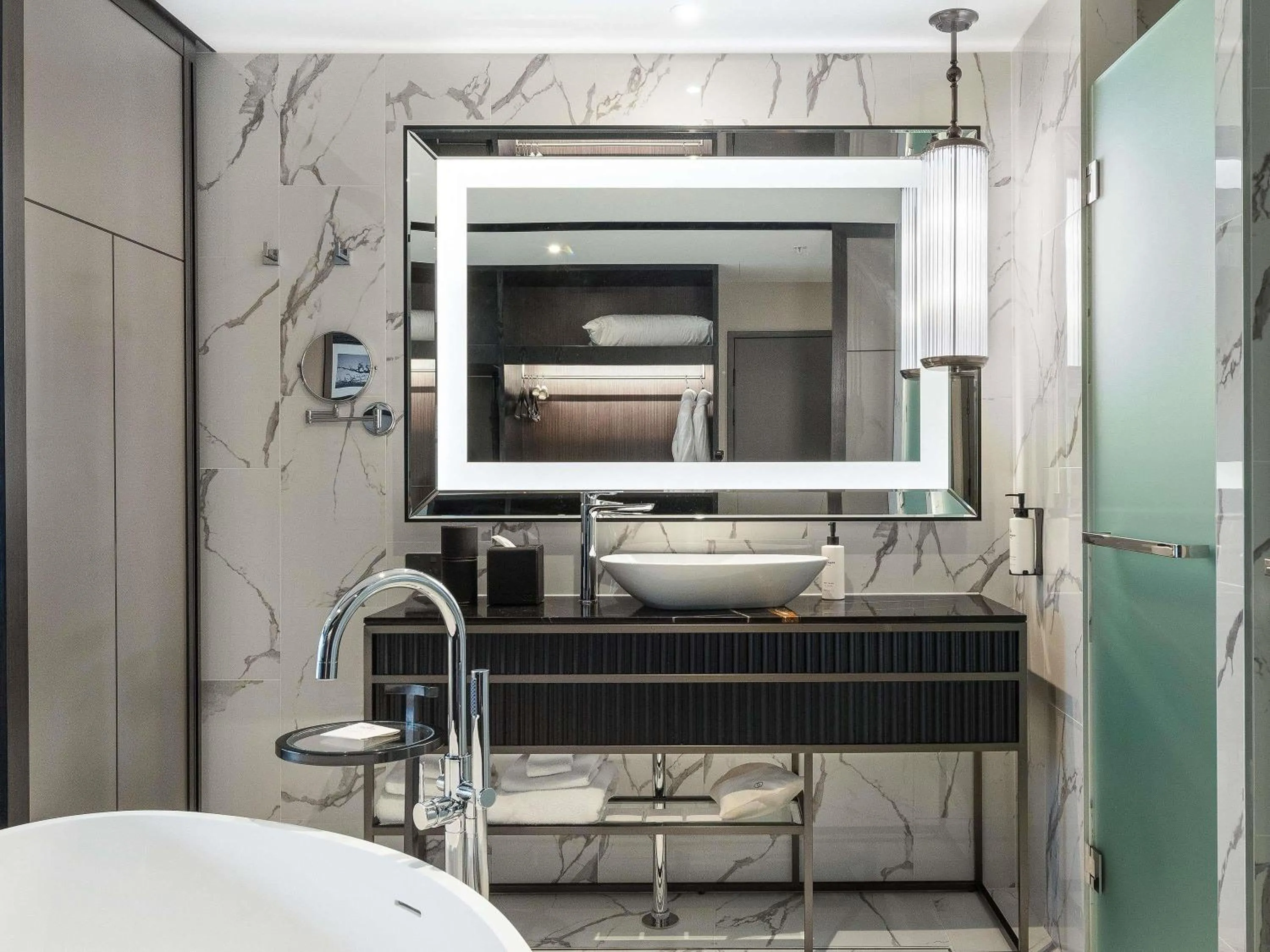 Bedroom in Sofitel Adelaide