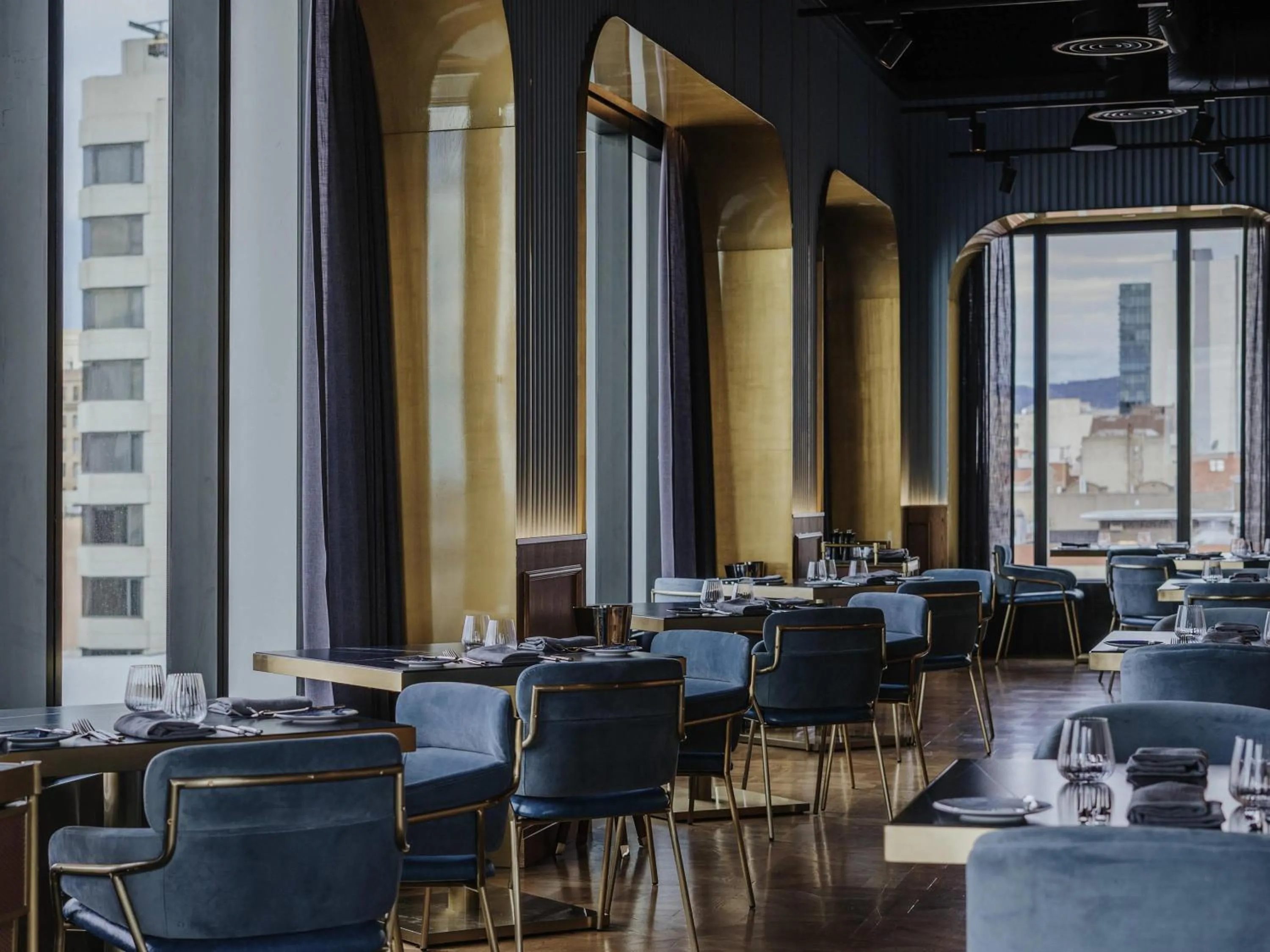 Restaurant/places to eat in Sofitel Adelaide