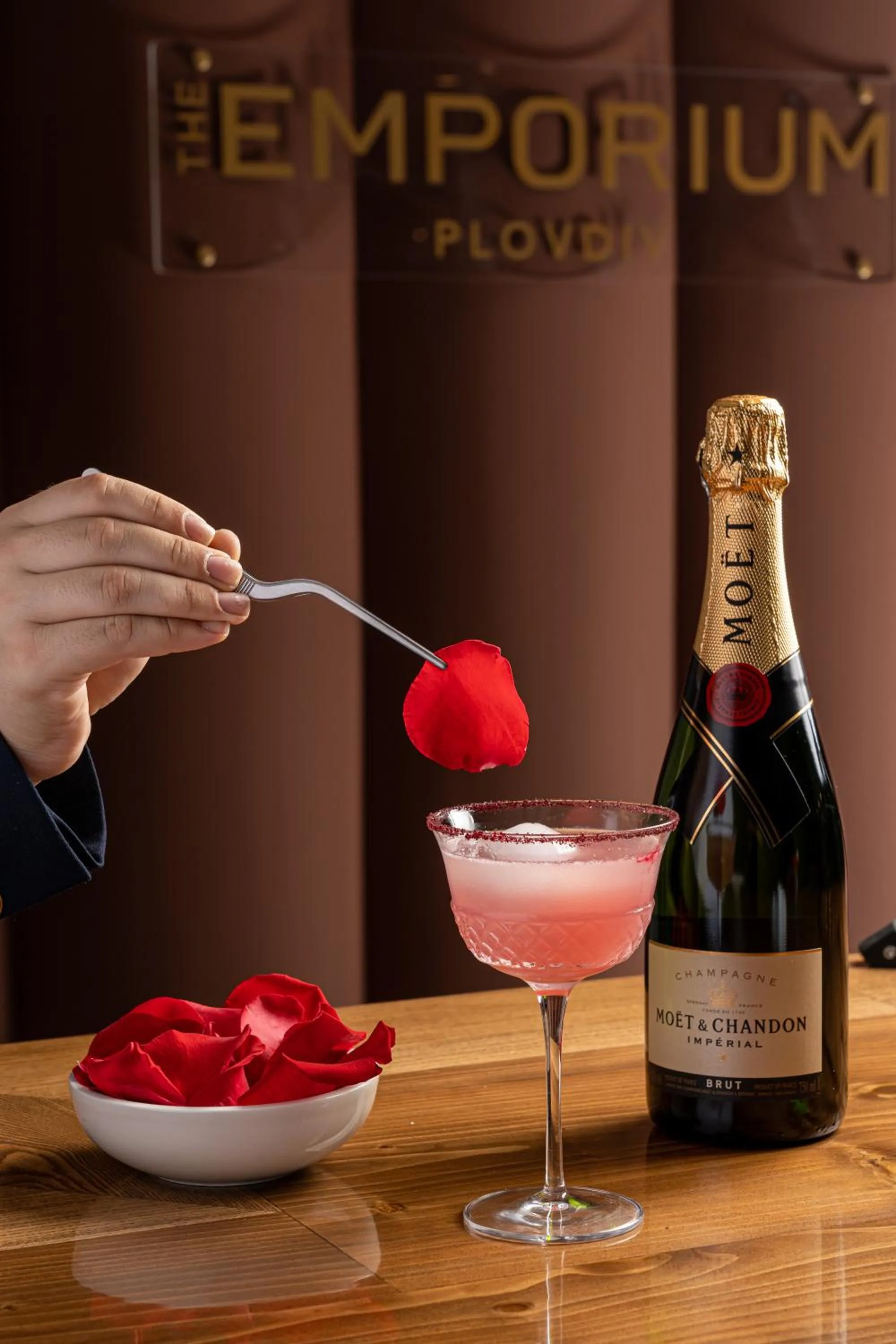 Restaurant/places to eat in The Emporium Hotel Plovdiv - MGallery Collection