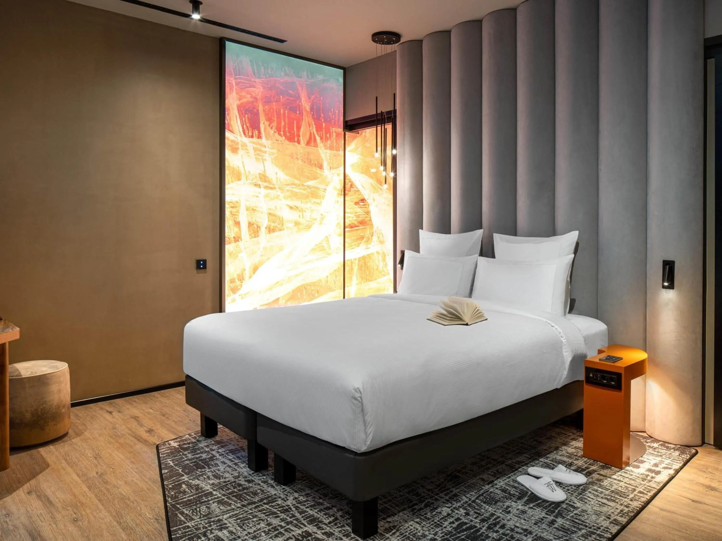 Photo of the whole room, Bed in The Emporium Hotel Plovdiv - MGallery Collection