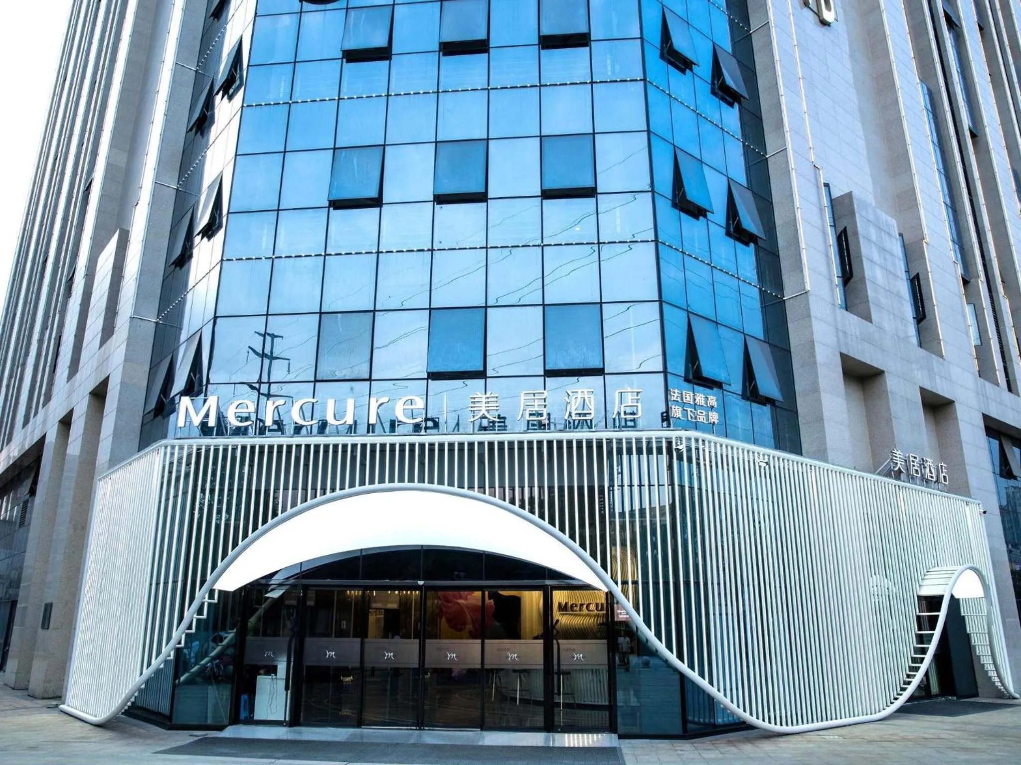 Property building in Mercure Chengdu Xindu