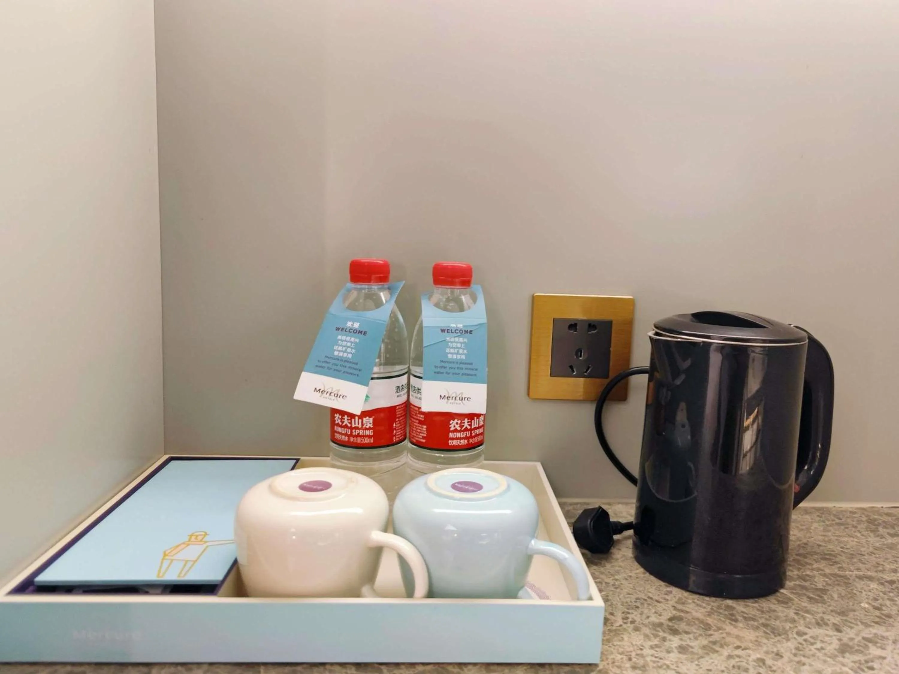 Coffee/tea facilities in Mercure Anyang Downtown