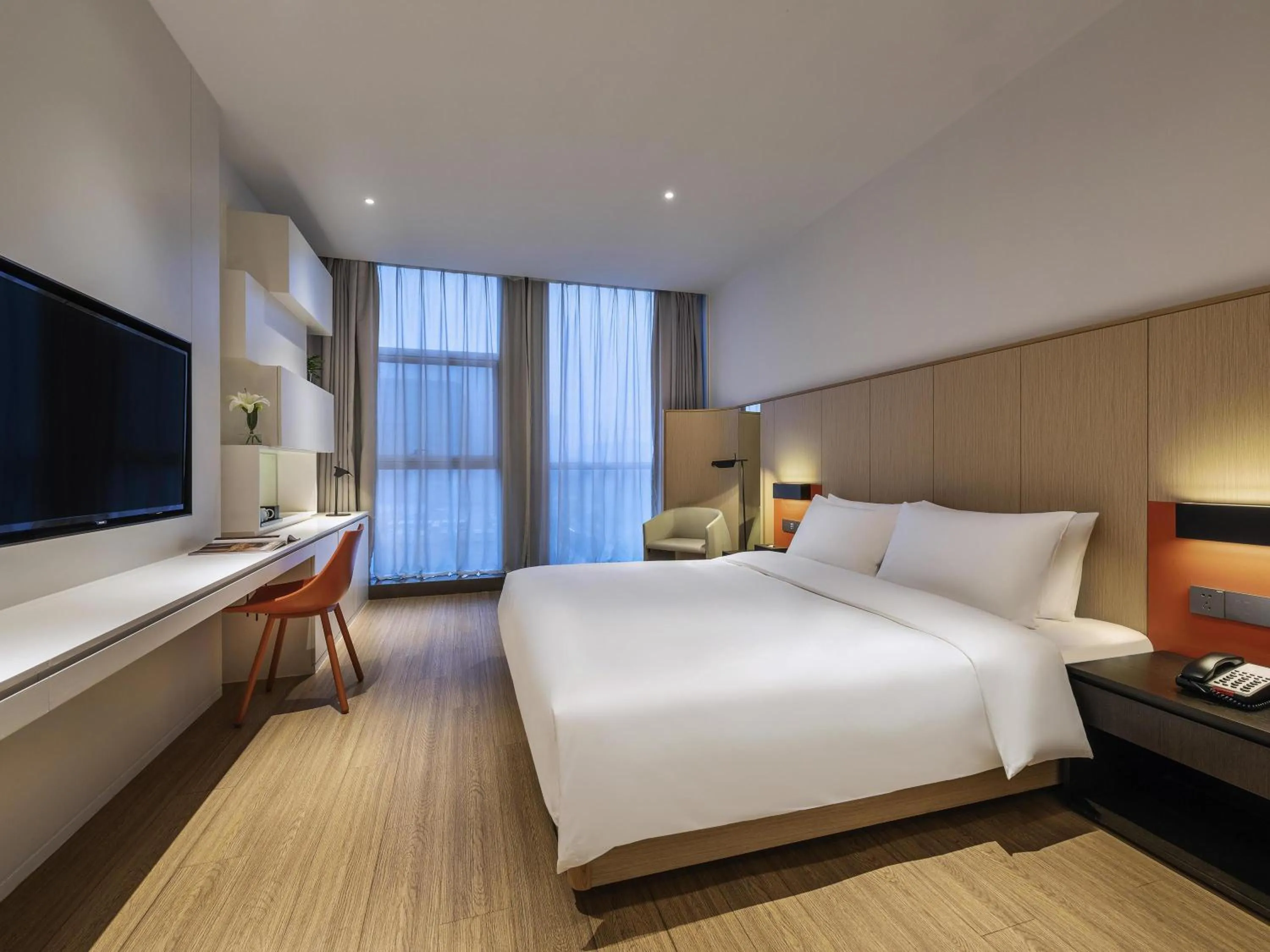 Bedroom, Bed in Mercure Nanjing Olympic EXPO