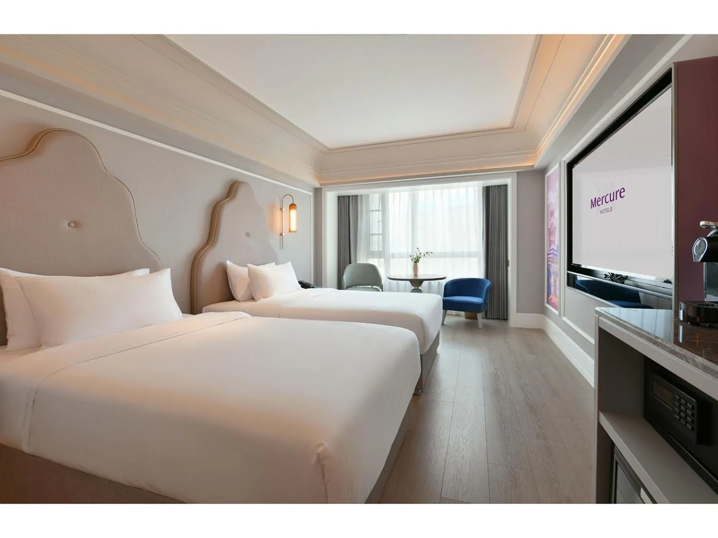 Photo of the whole room, Bed in Mercure Chengdu Jinniu Wanda Plaza