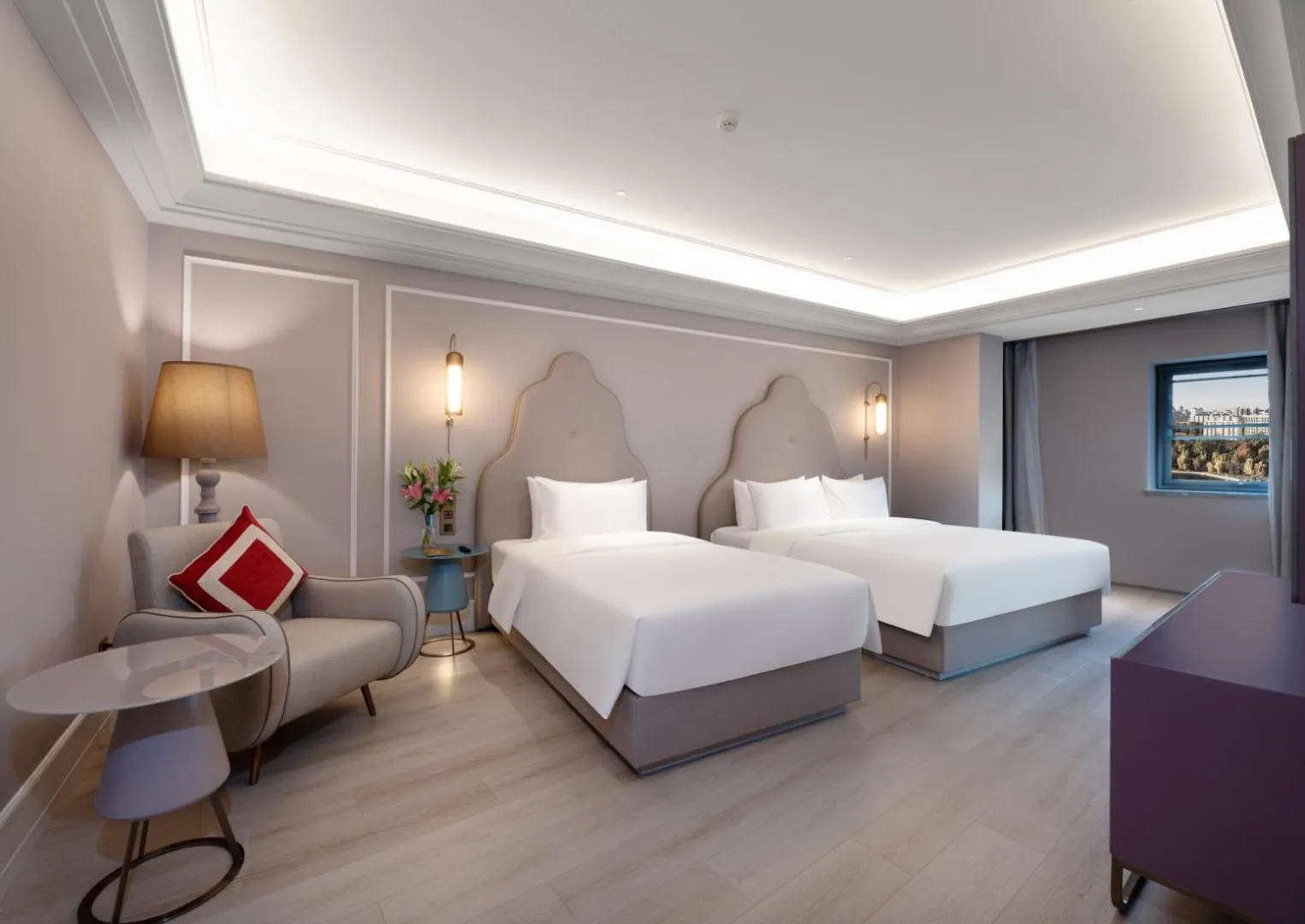 Property building in Mercure Lanzhou Zhengning Road