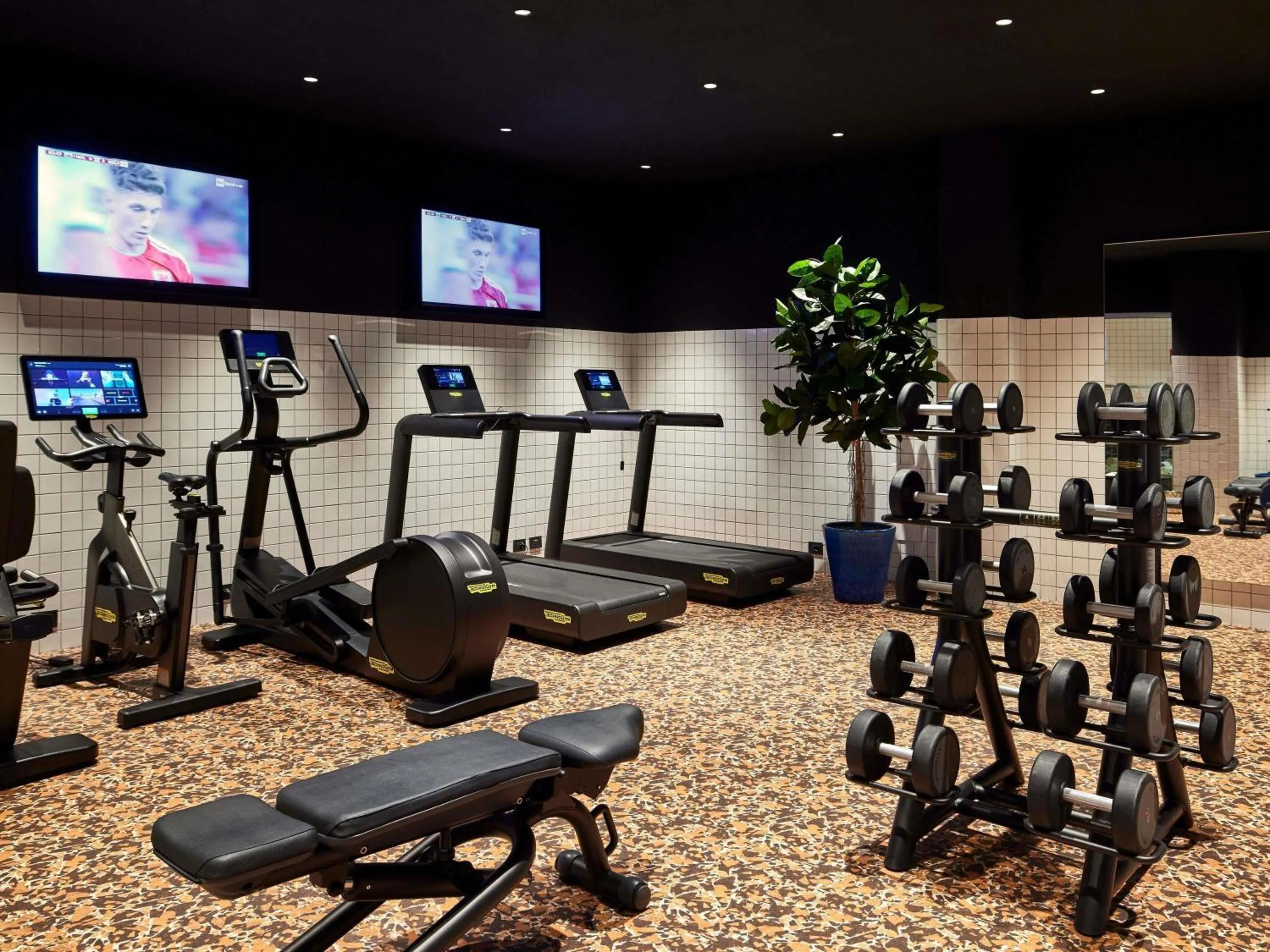 Fitness centre/facilities in Mama Shelter Roma