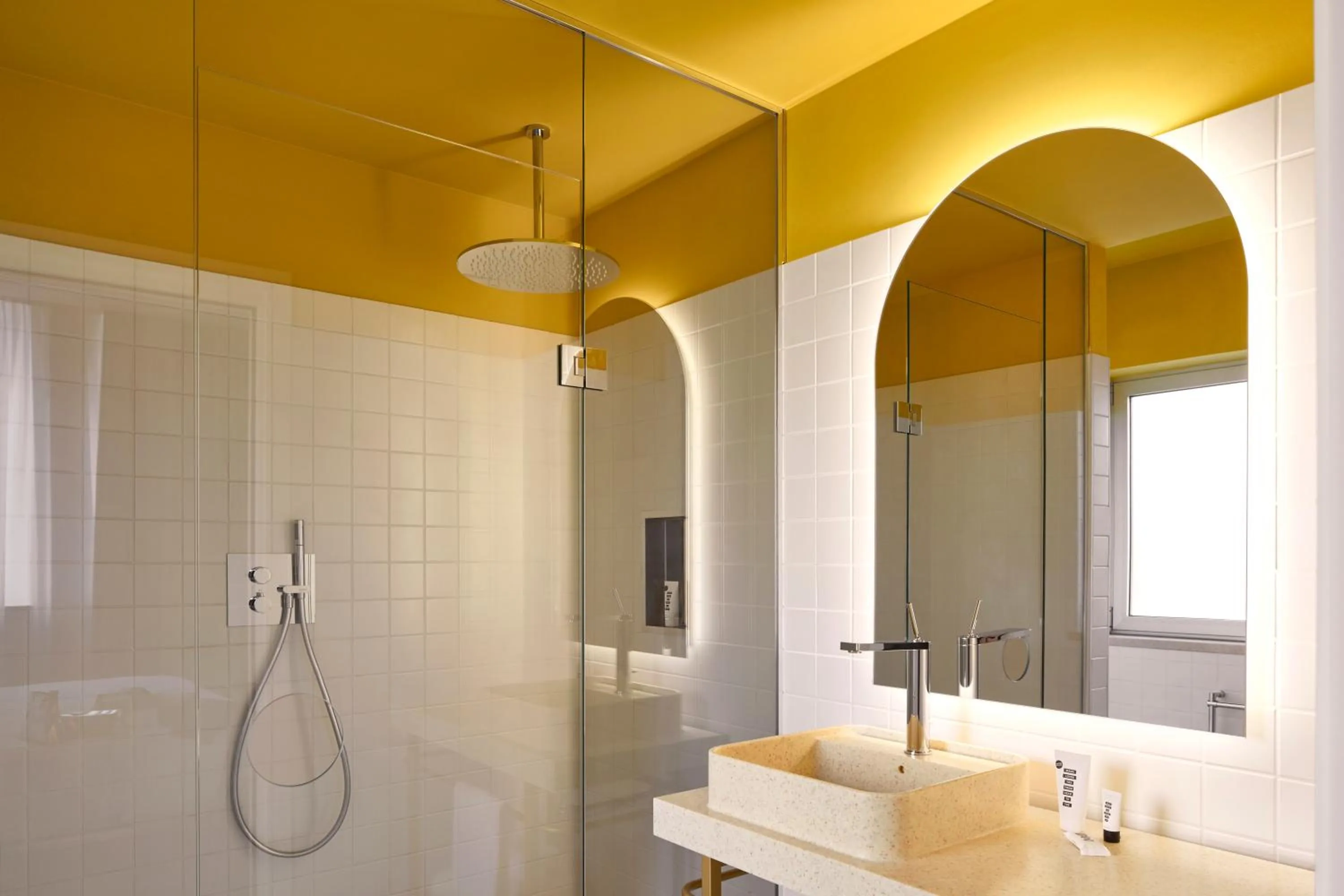 Bathroom in Mama Shelter Roma