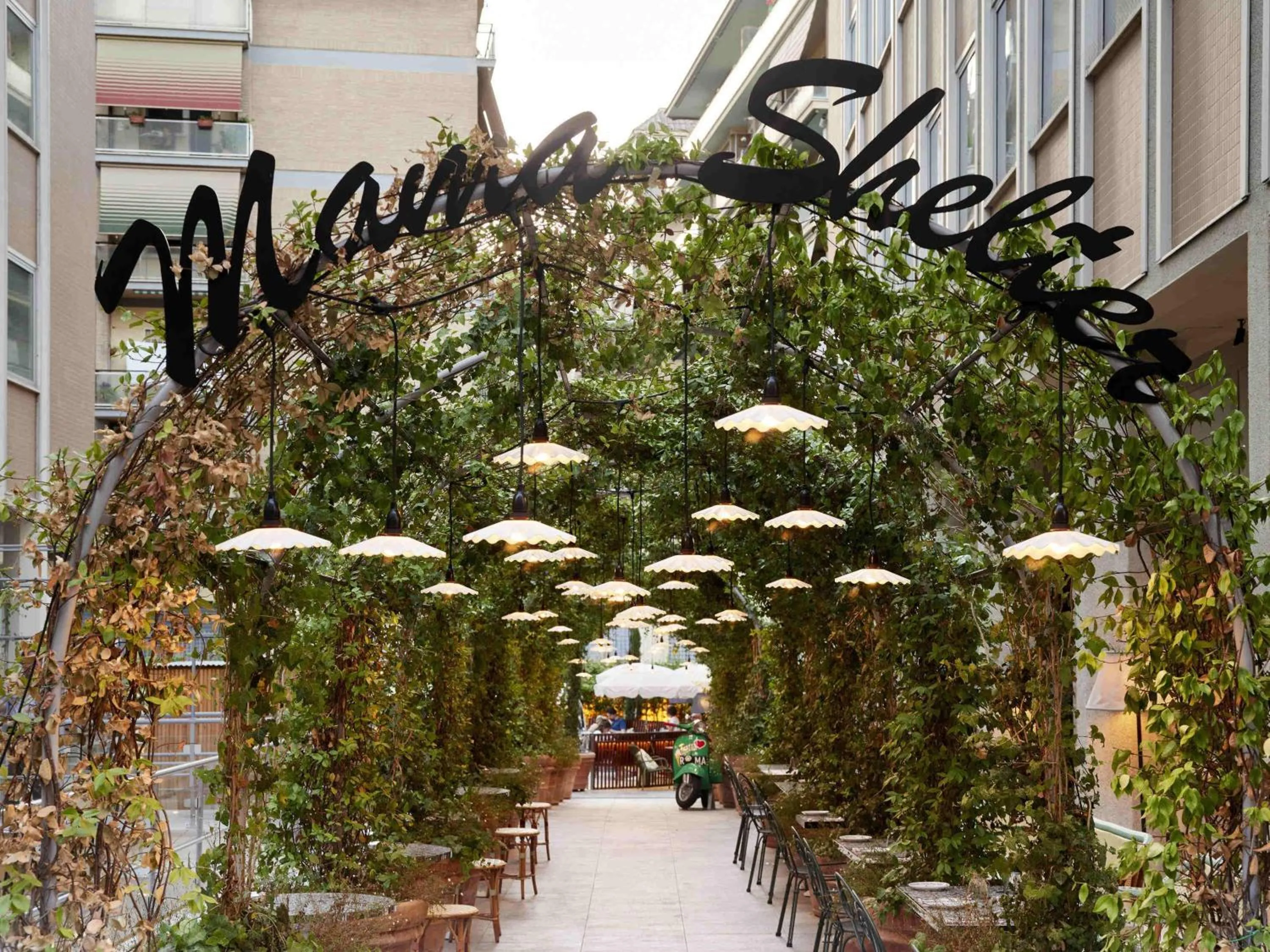 Restaurant/places to eat in Mama Shelter Roma