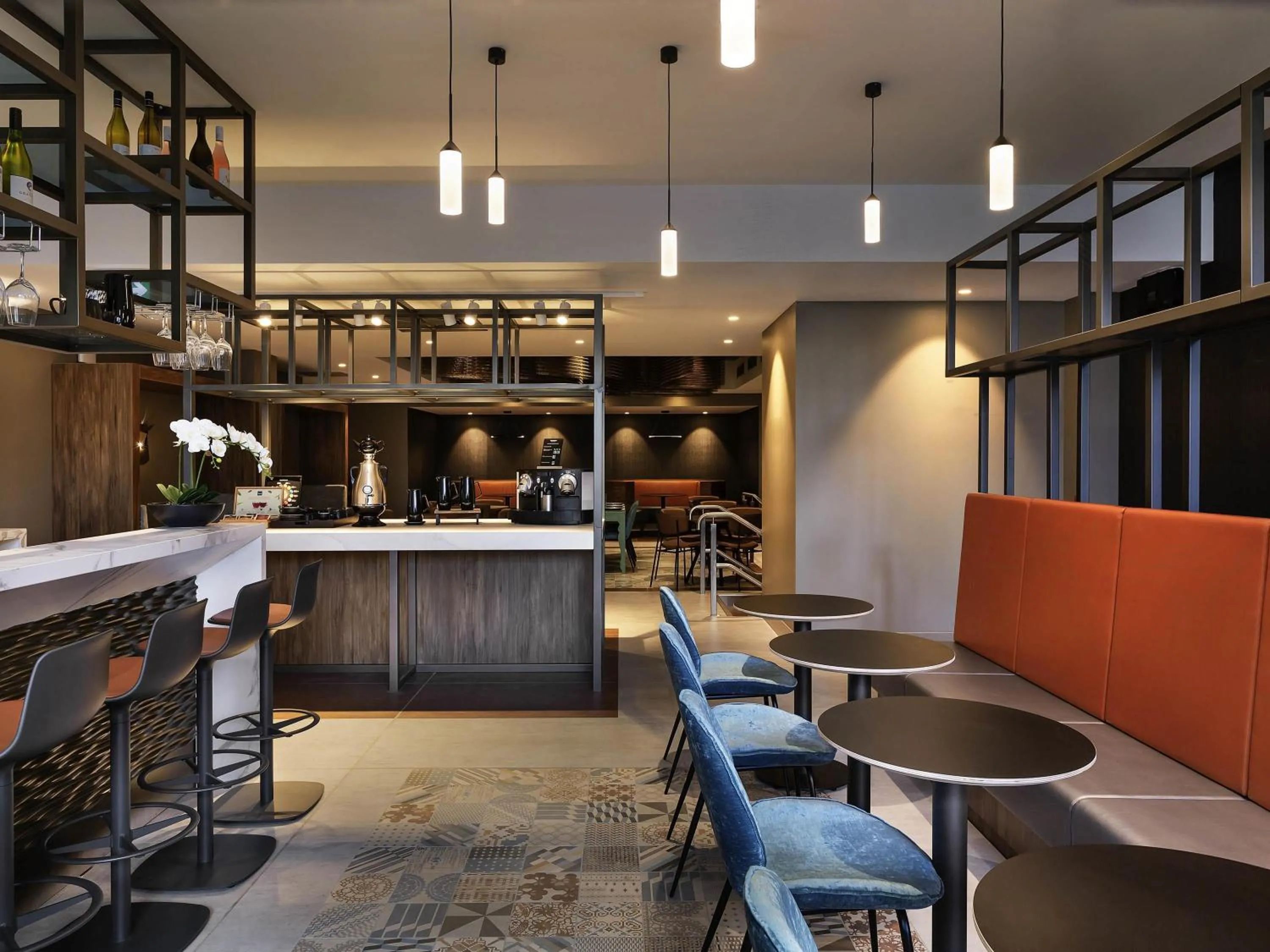 Restaurant/places to eat in Mercure Auckland Queen Street