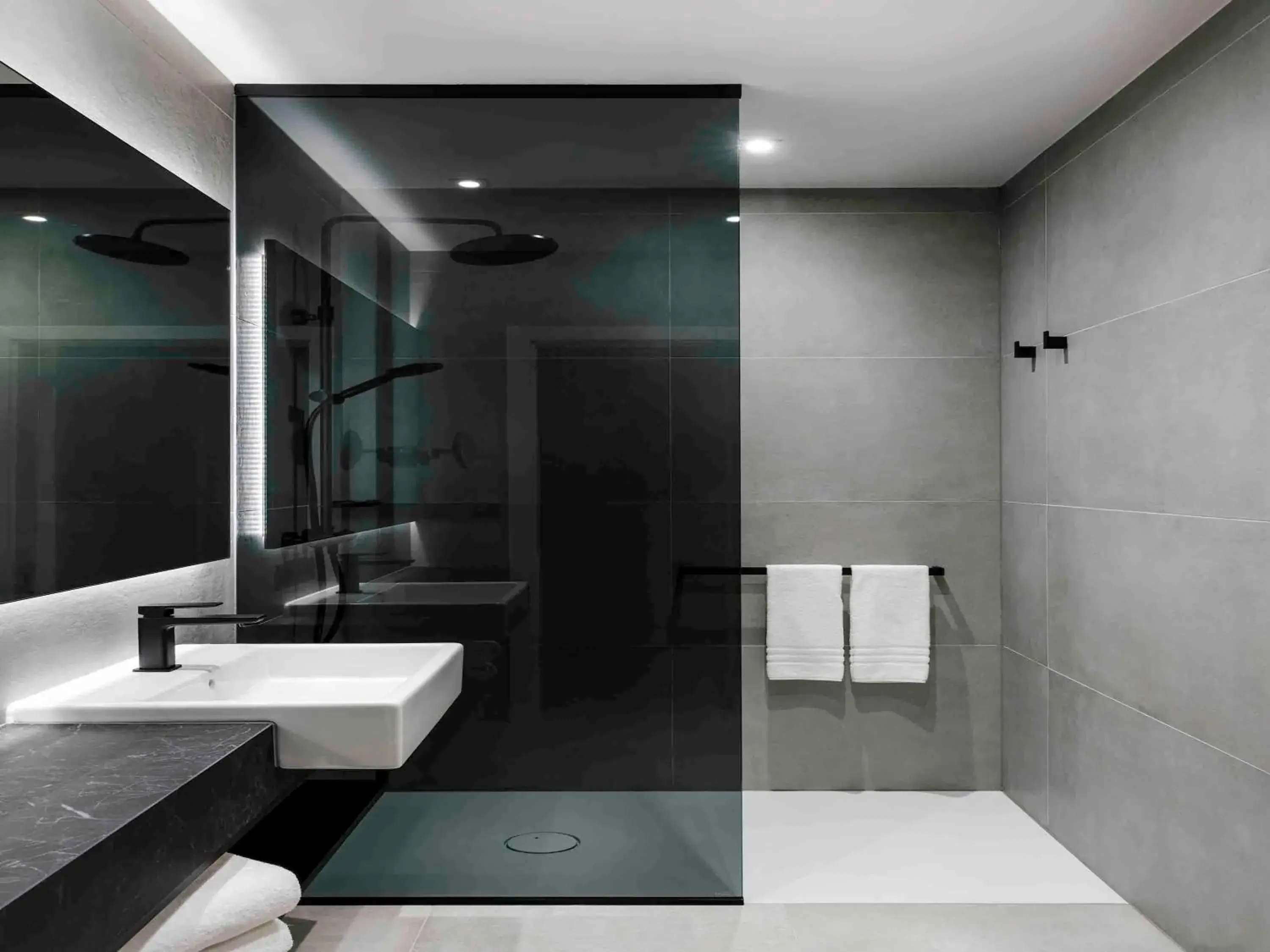 Superior Double Room with Sofa in Mercure Krakow Fabryczna City Superior Double Room with Sofa in Mercure Krakow Fabryczna City