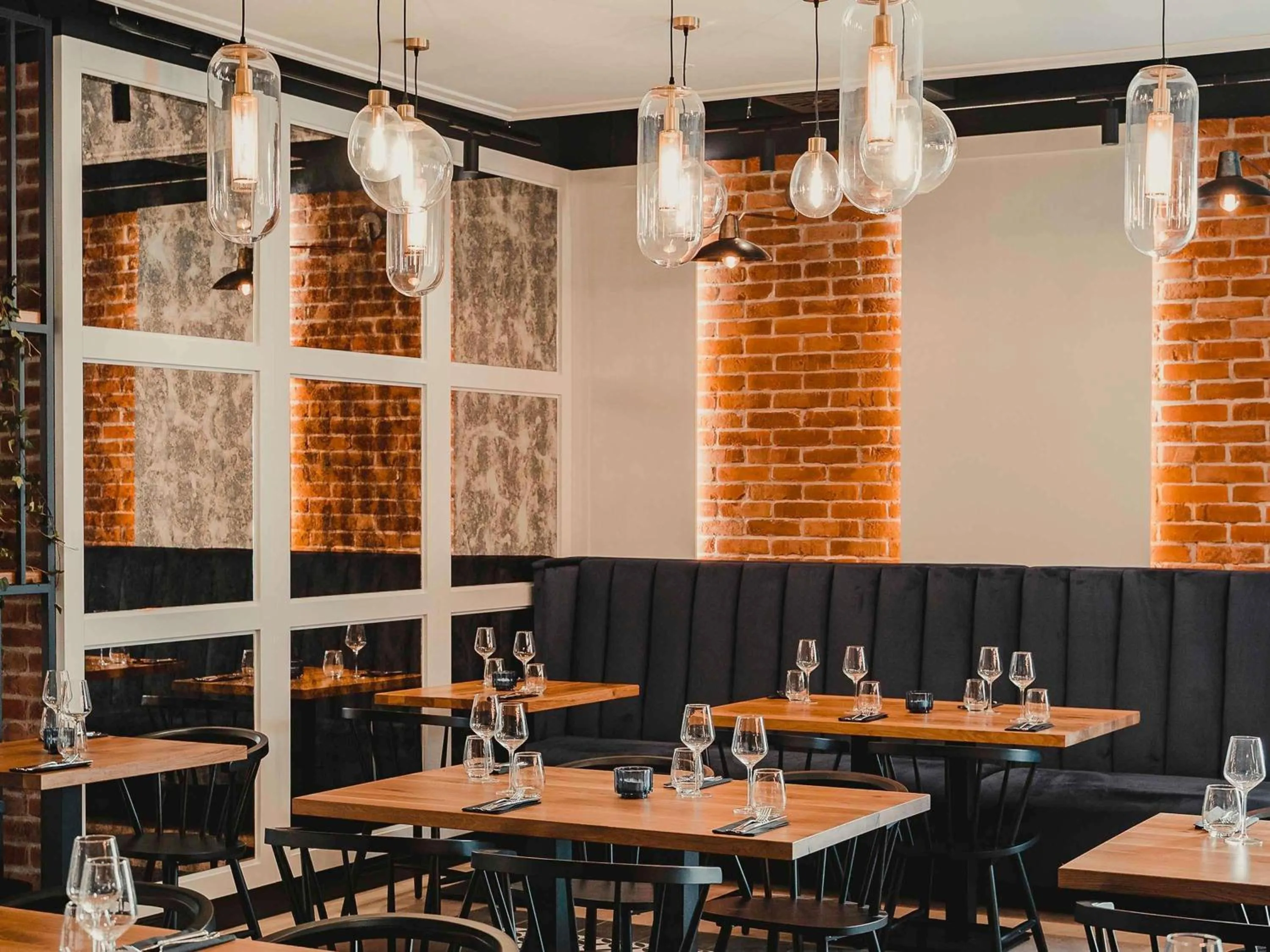 Restaurant/places to eat in Mercure Krakow Fabryczna City