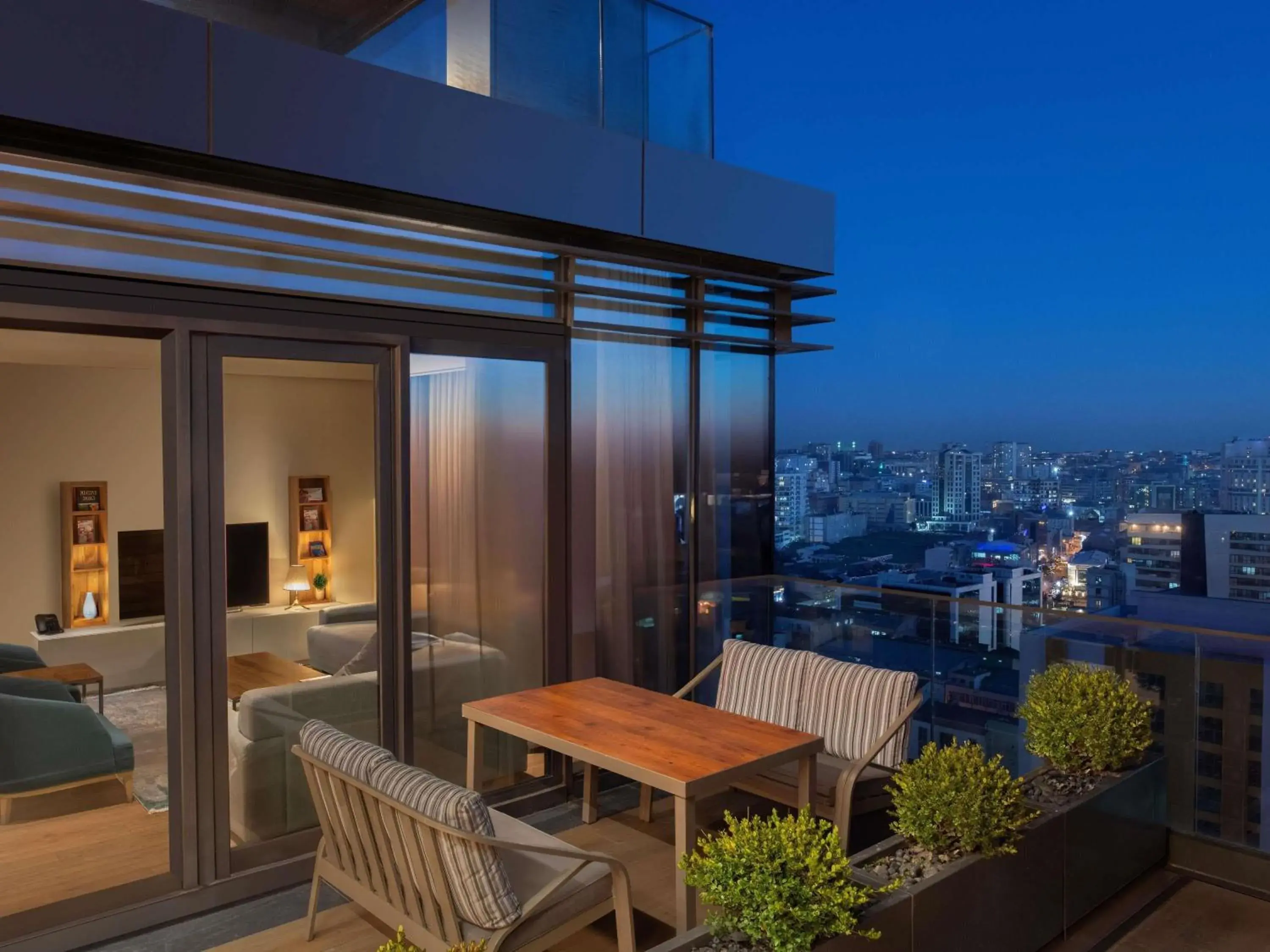 Four-Bedroom Villa in Movenpick Living Istanbul West Four-Bedroom Villa in Movenpick Living Istanbul West