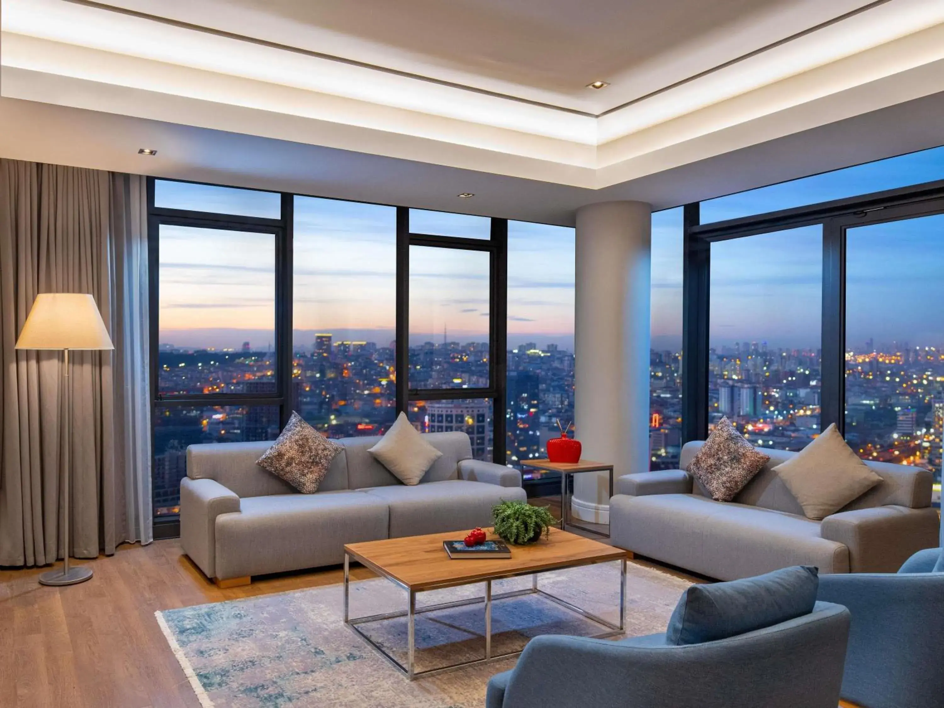 Deluxe Three Bedroom Apartment in Movenpick Living Istanbul West Deluxe Three Bedroom Apartment in Movenpick Living Istanbul West