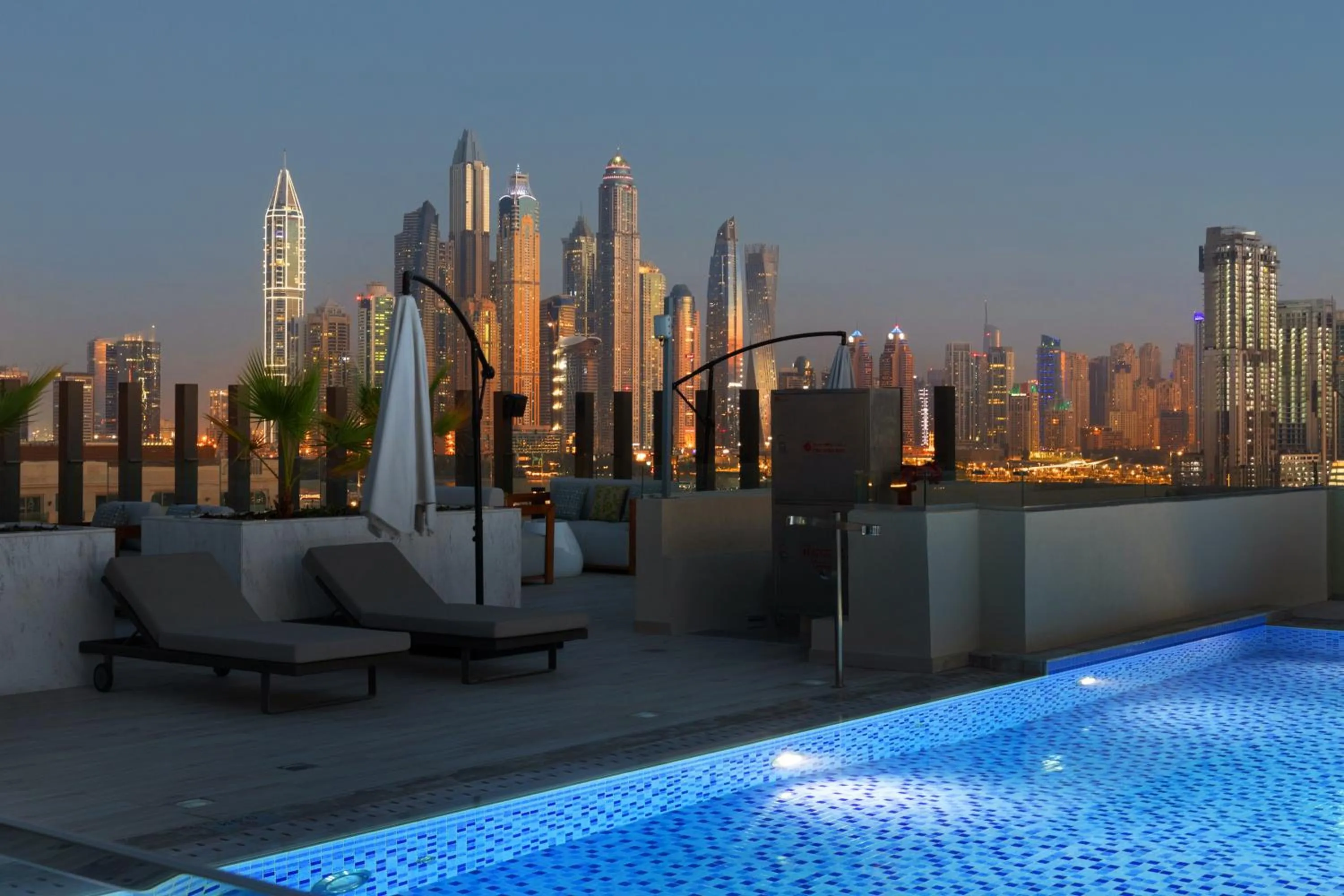 Swimming pool in Adagio Premium The Palm