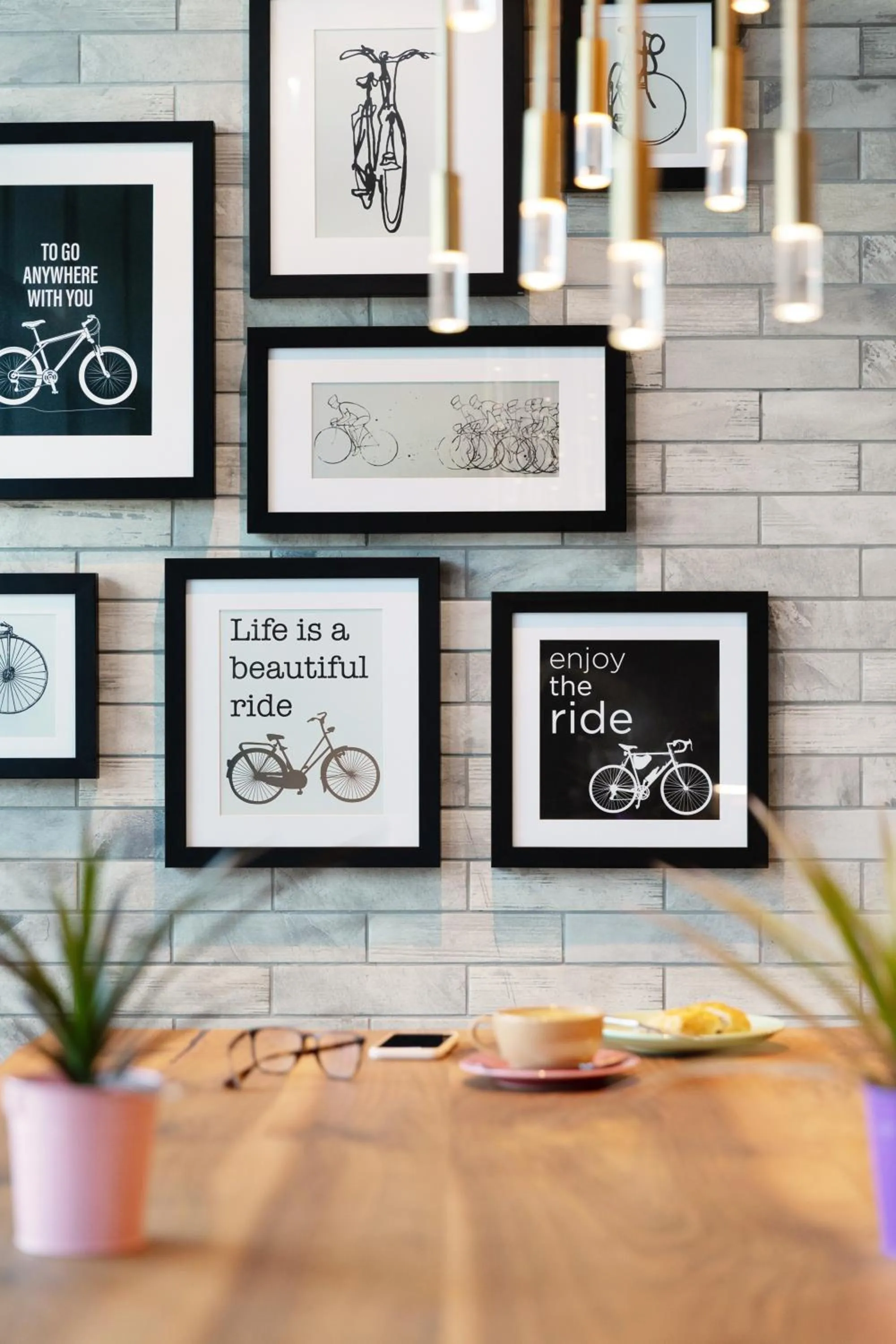 Restaurant/places to eat in Adagio Premium The Palm