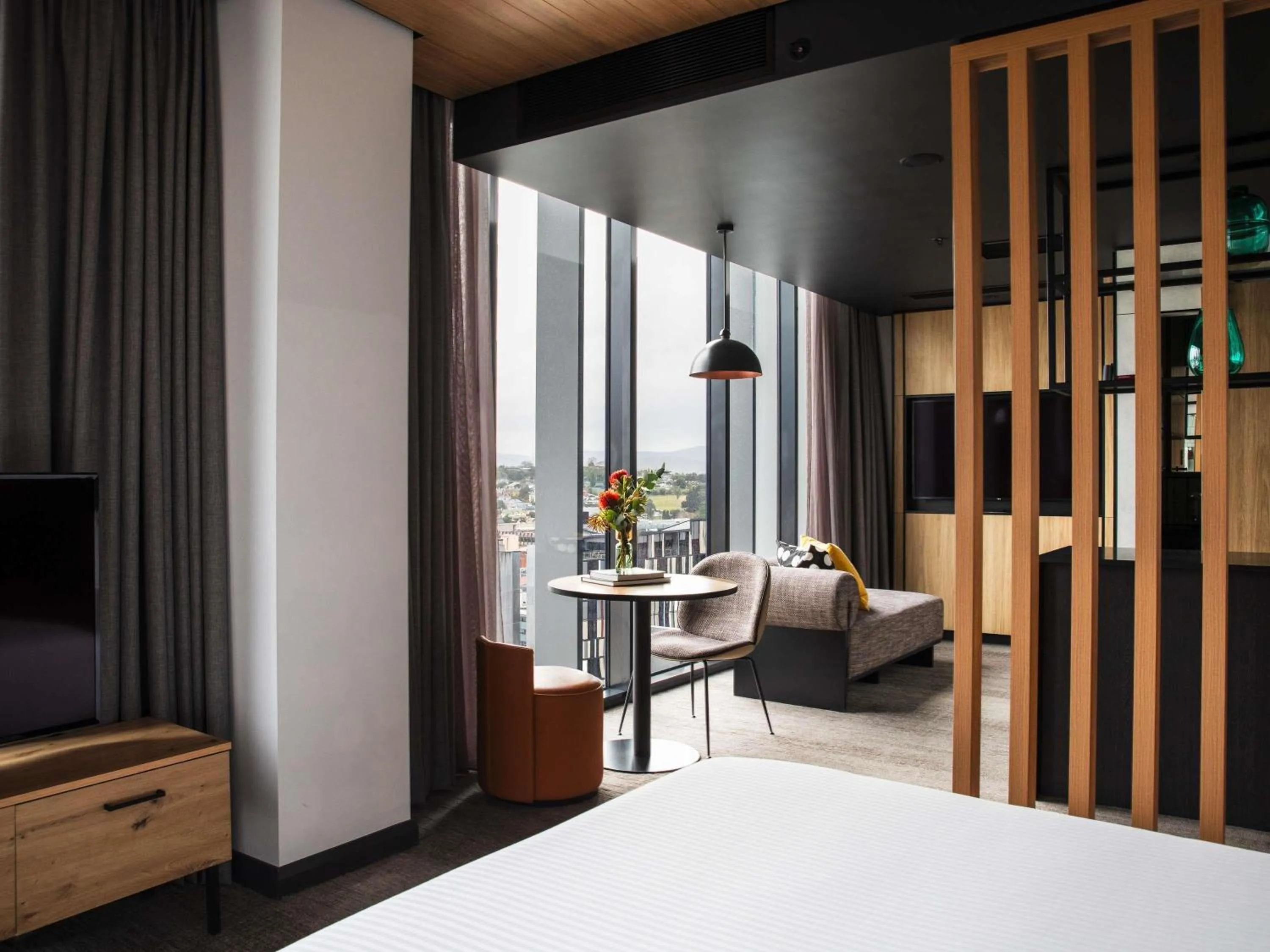 Bedroom, Bed in Mövenpick Hotel Hobart