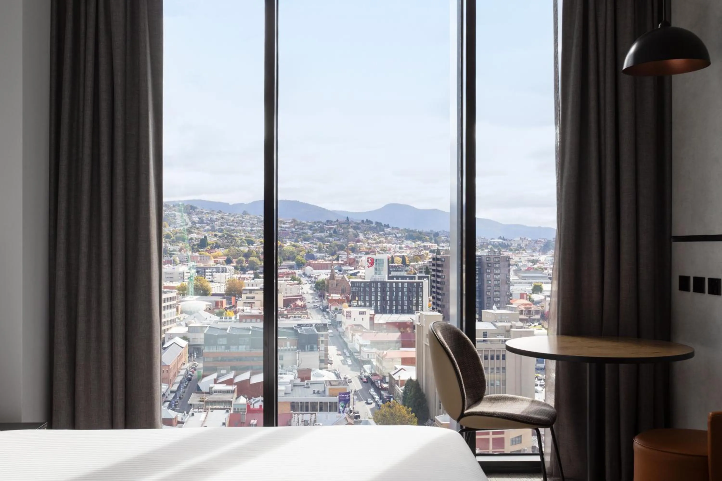 City view, Bed in Mövenpick Hotel Hobart