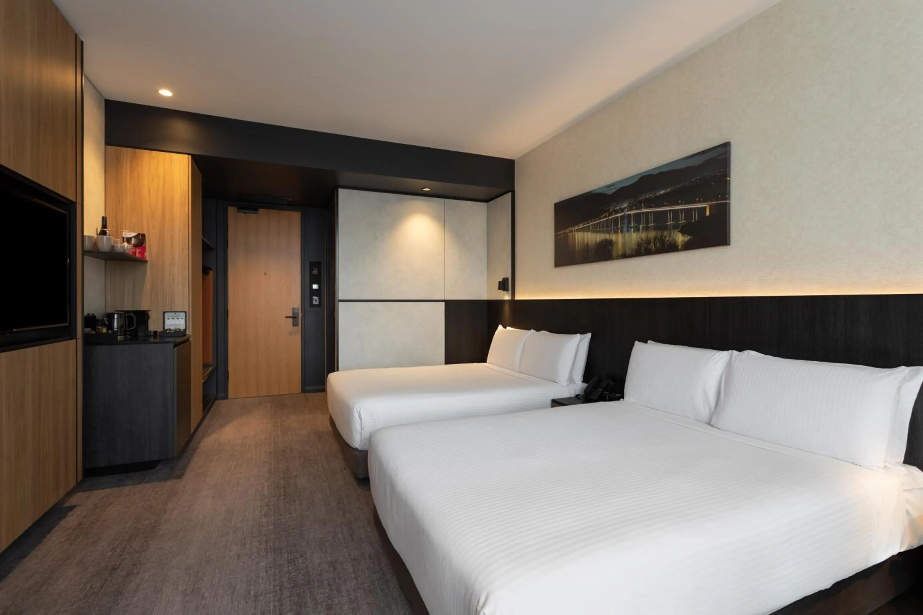 Bed in Mövenpick Hotel Hobart