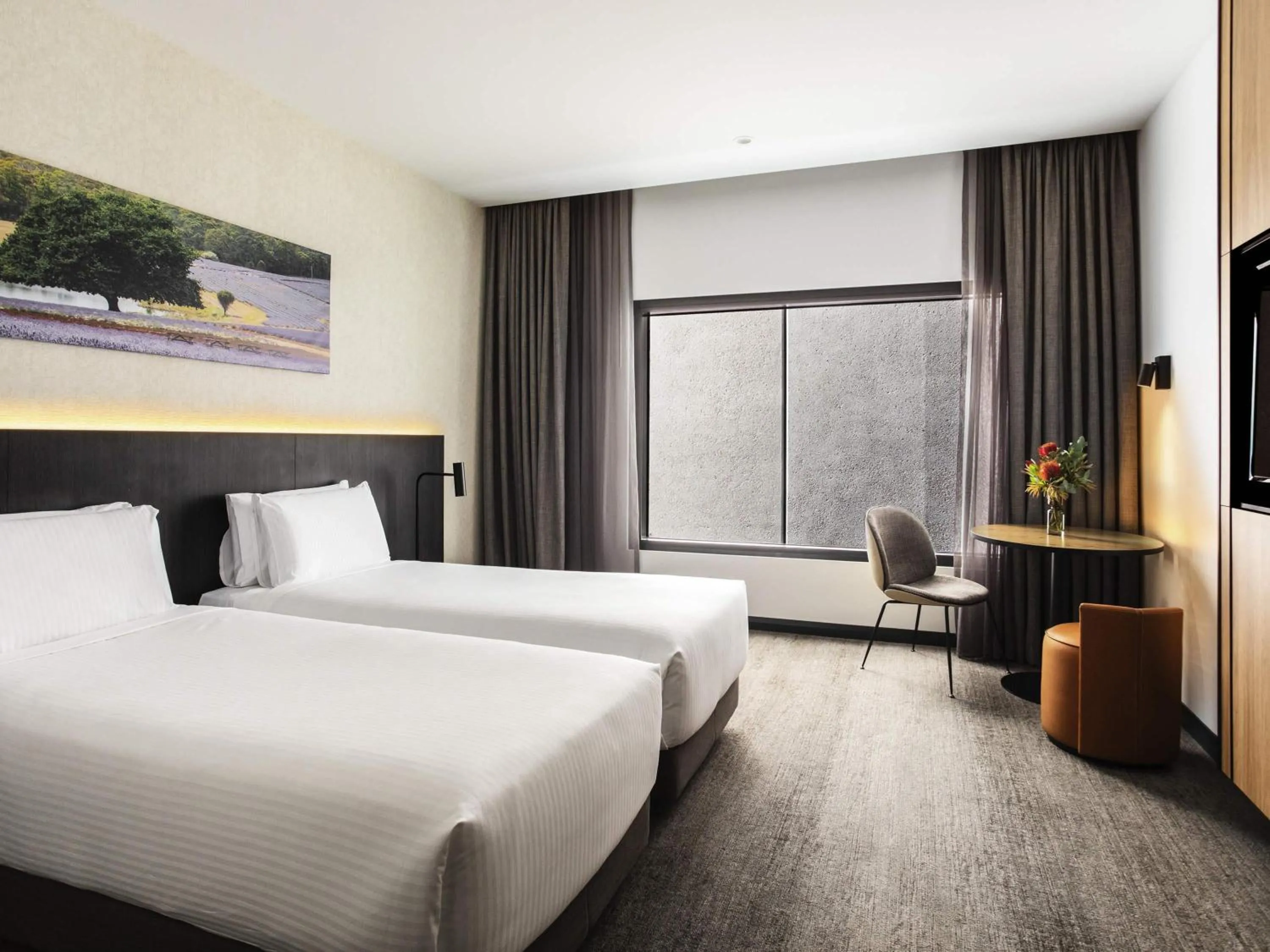 Bedroom, Bed in Mövenpick Hotel Hobart