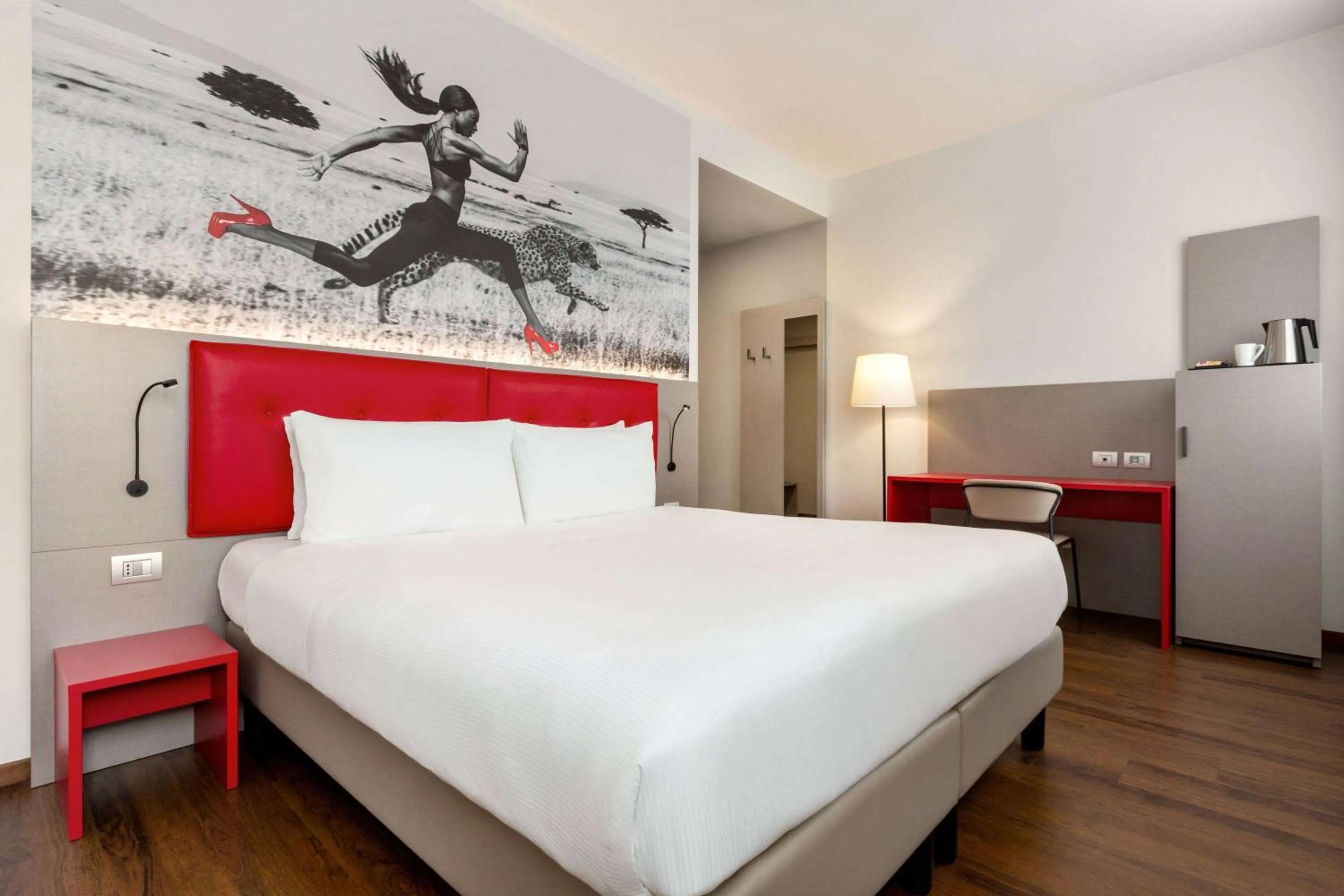 Photo of the whole room, Bed in Amedia Hotel Milan, Trademark Collection by Wyndham