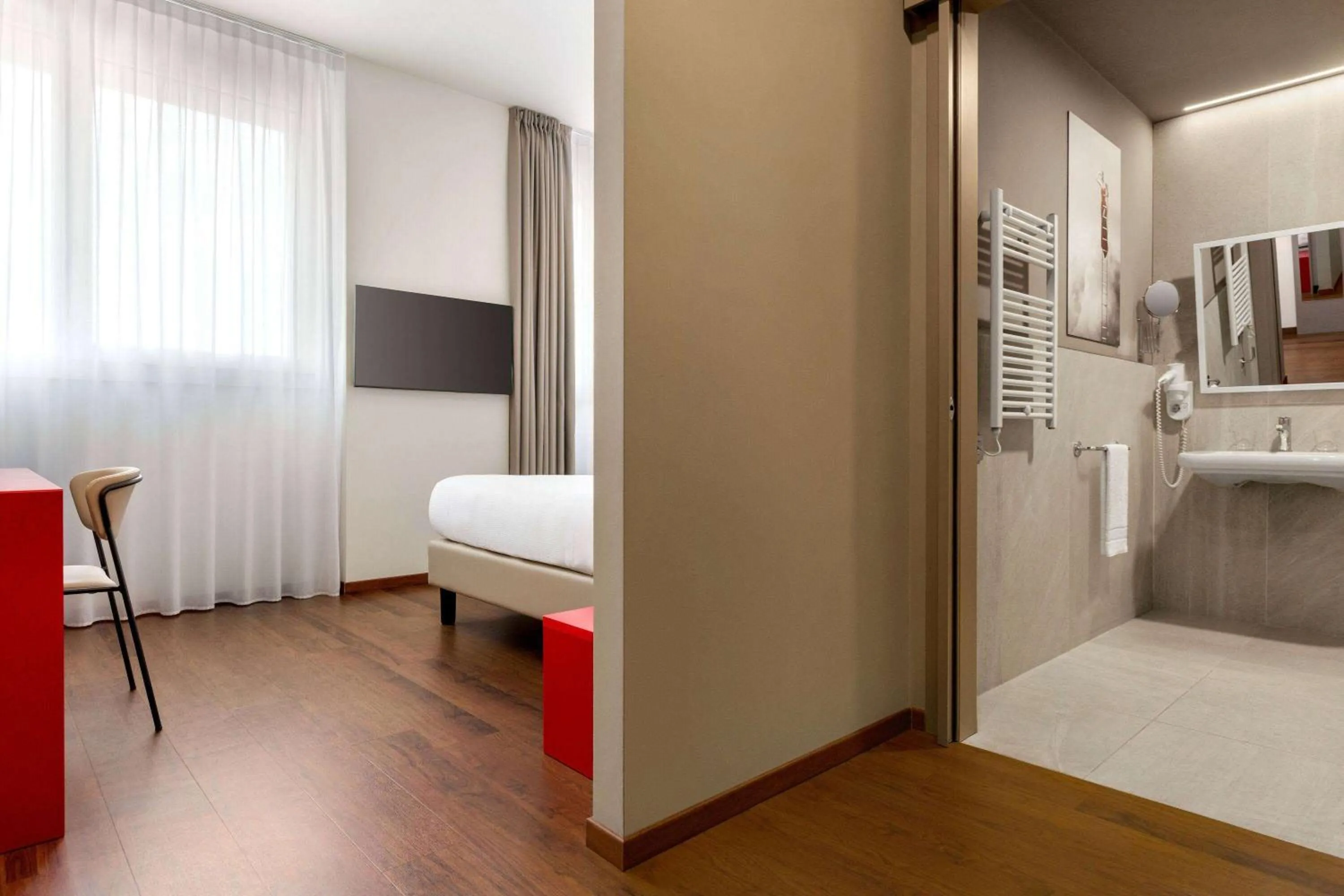 Photo of the whole room, Bed in Amedia Hotel Milan, Trademark Collection by Wyndham