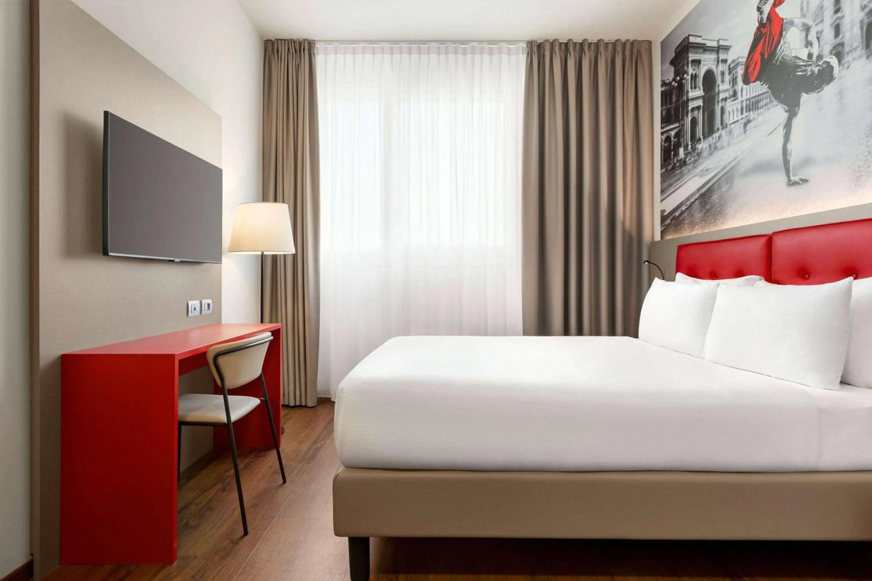 Photo of the whole room, Bed in Amedia Hotel Milan, Trademark Collection by Wyndham